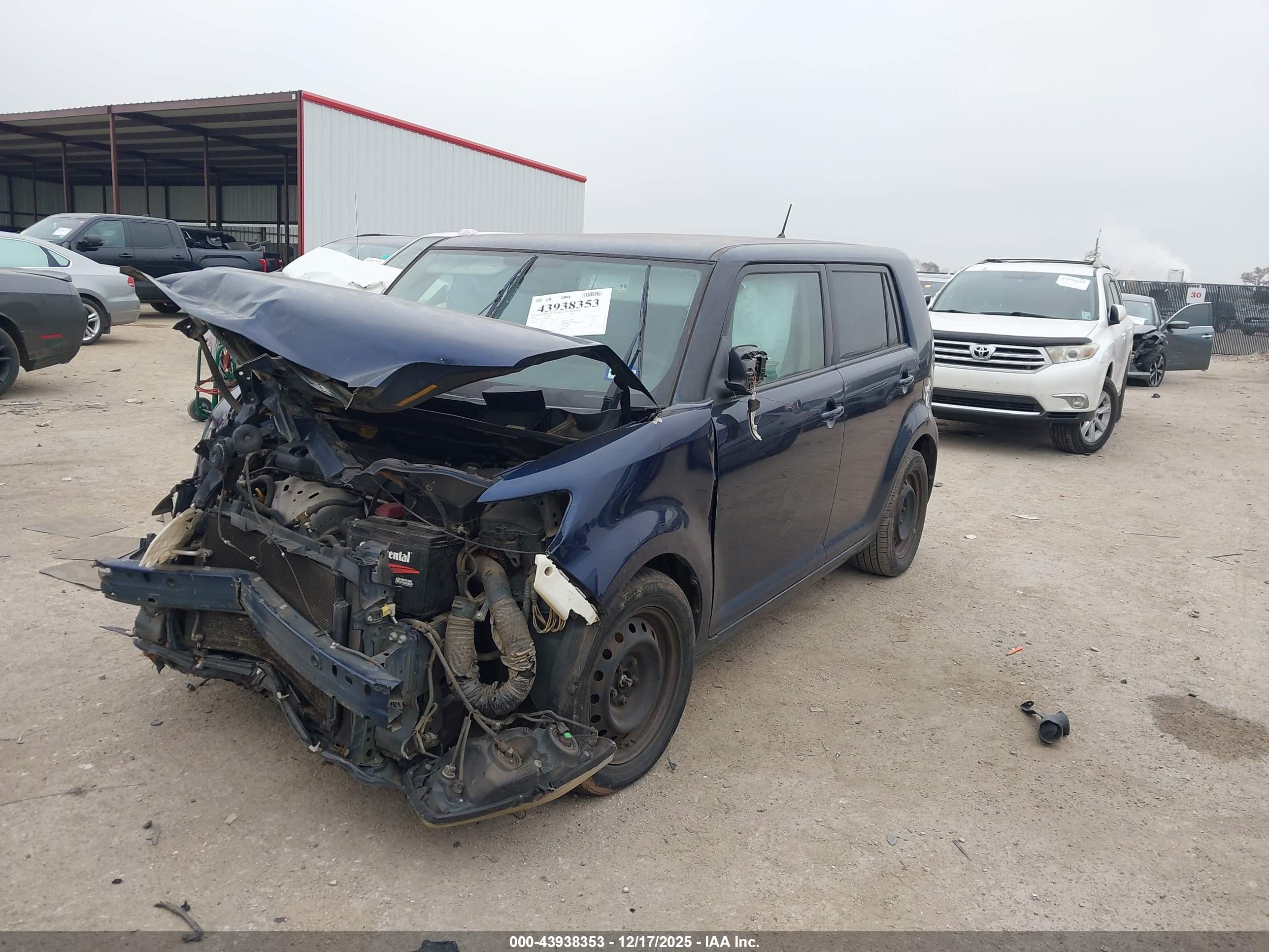 SCION XB image 2