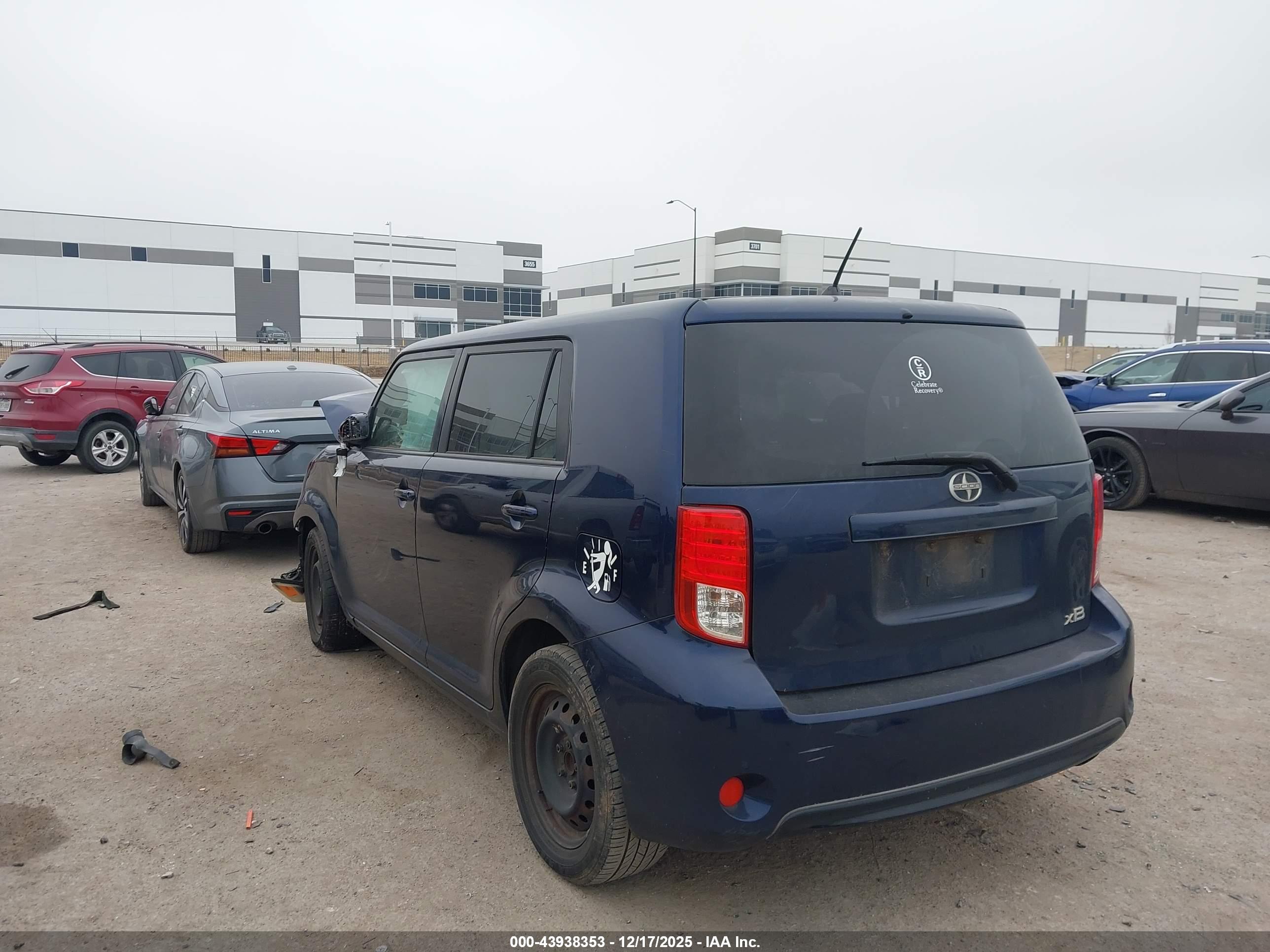 SCION XB image 3