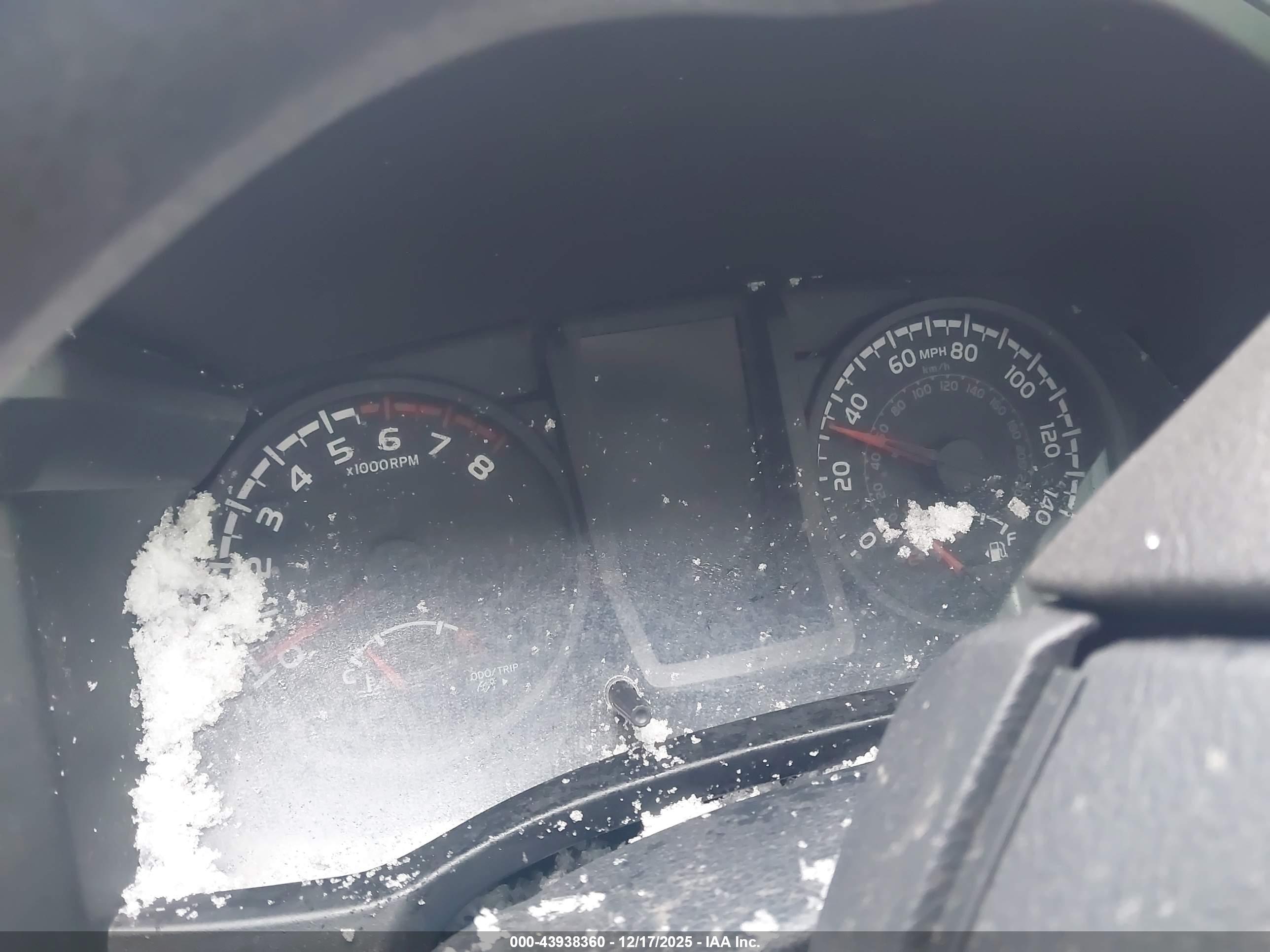 TOYOTA TACOMA image 7