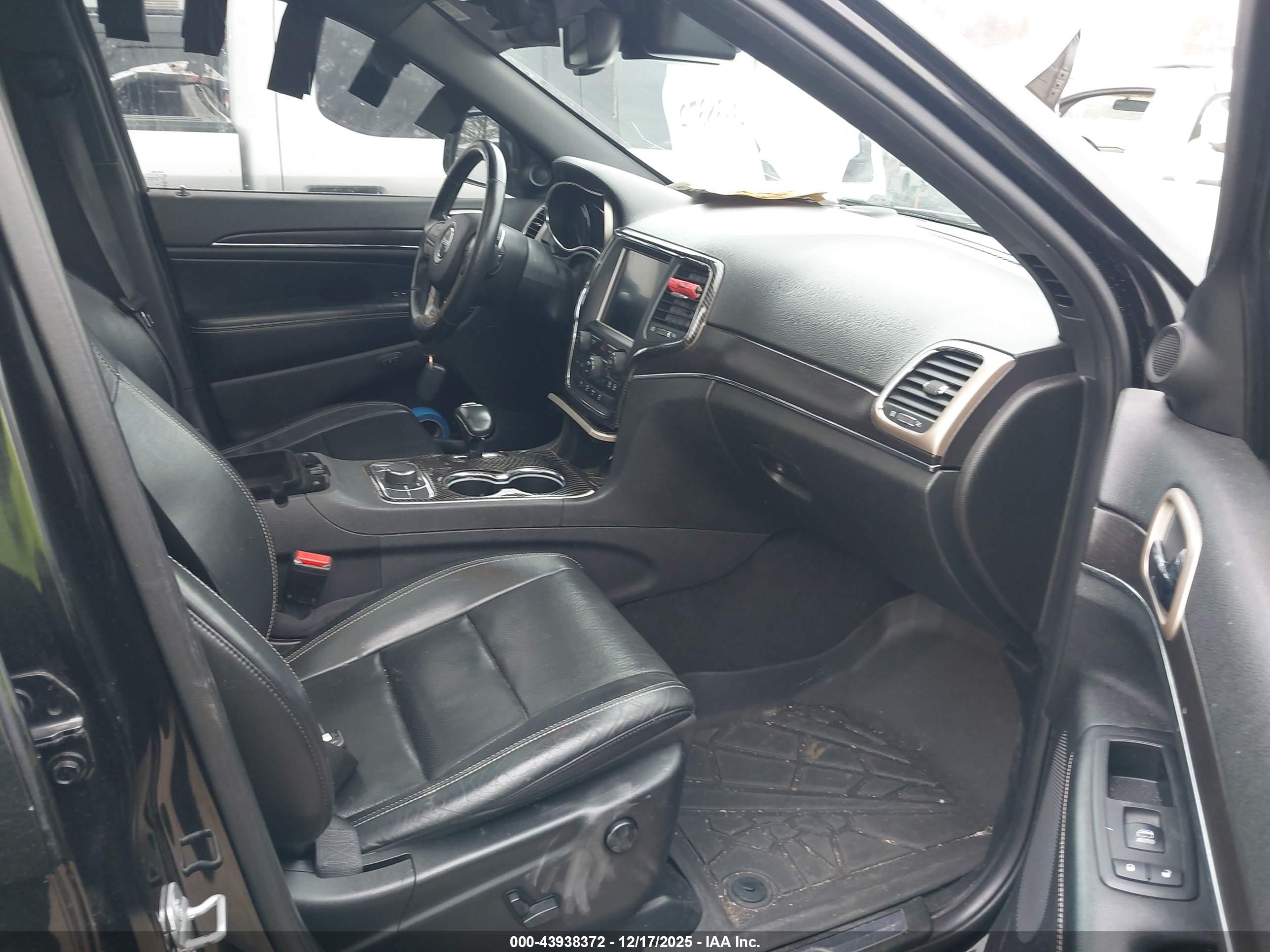 JEEP GRAND image 5