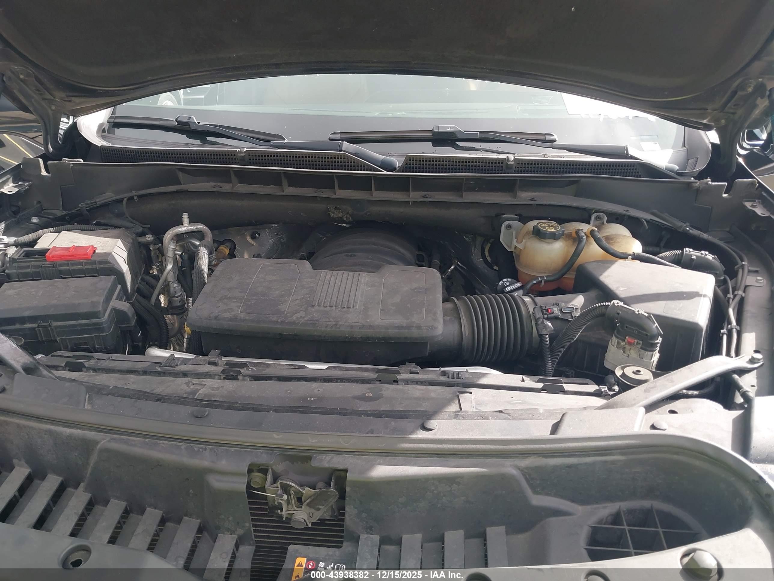 CADILLAC ESCALADE image 10