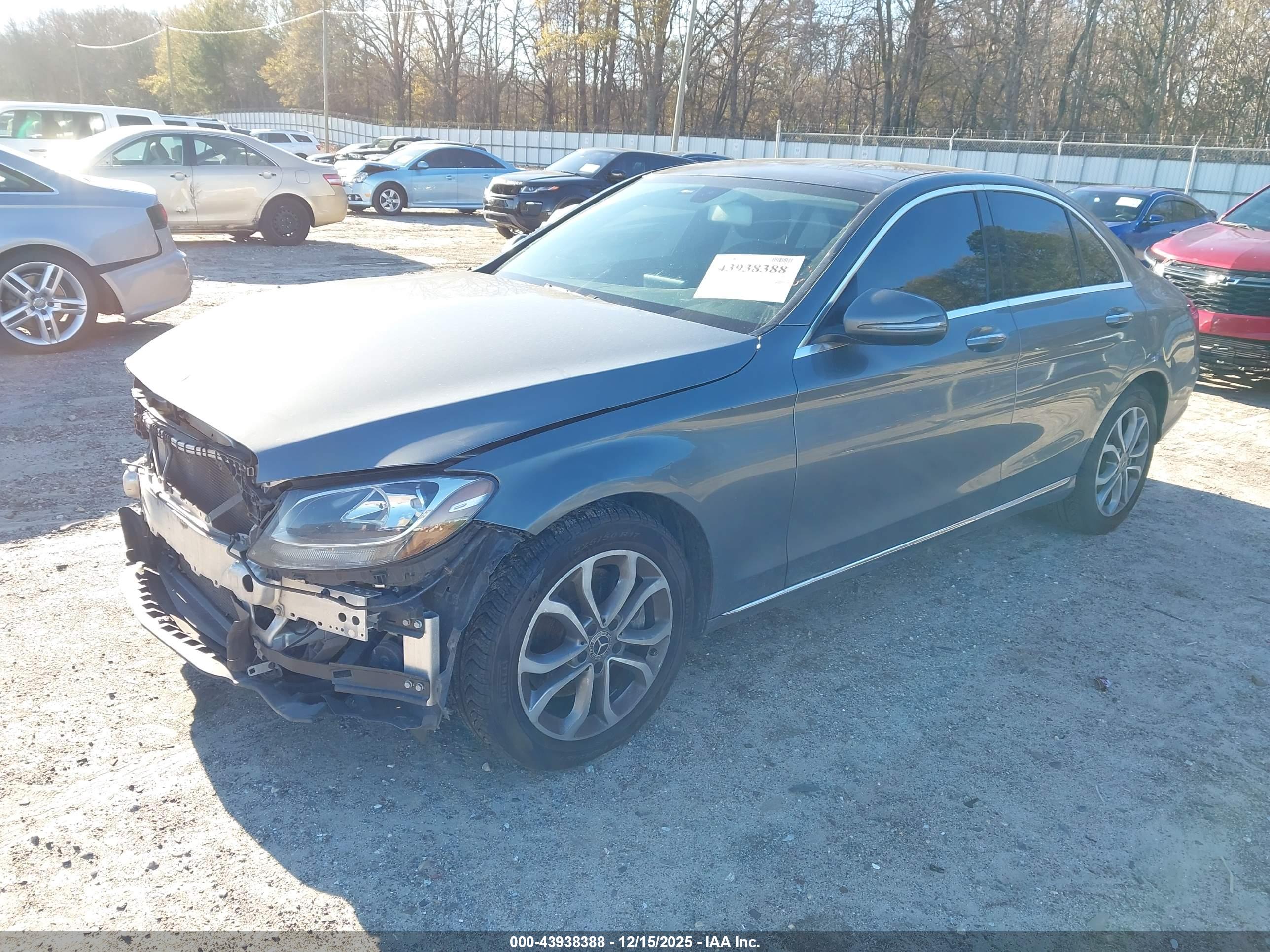 MERCEDES-BENZ C image 2