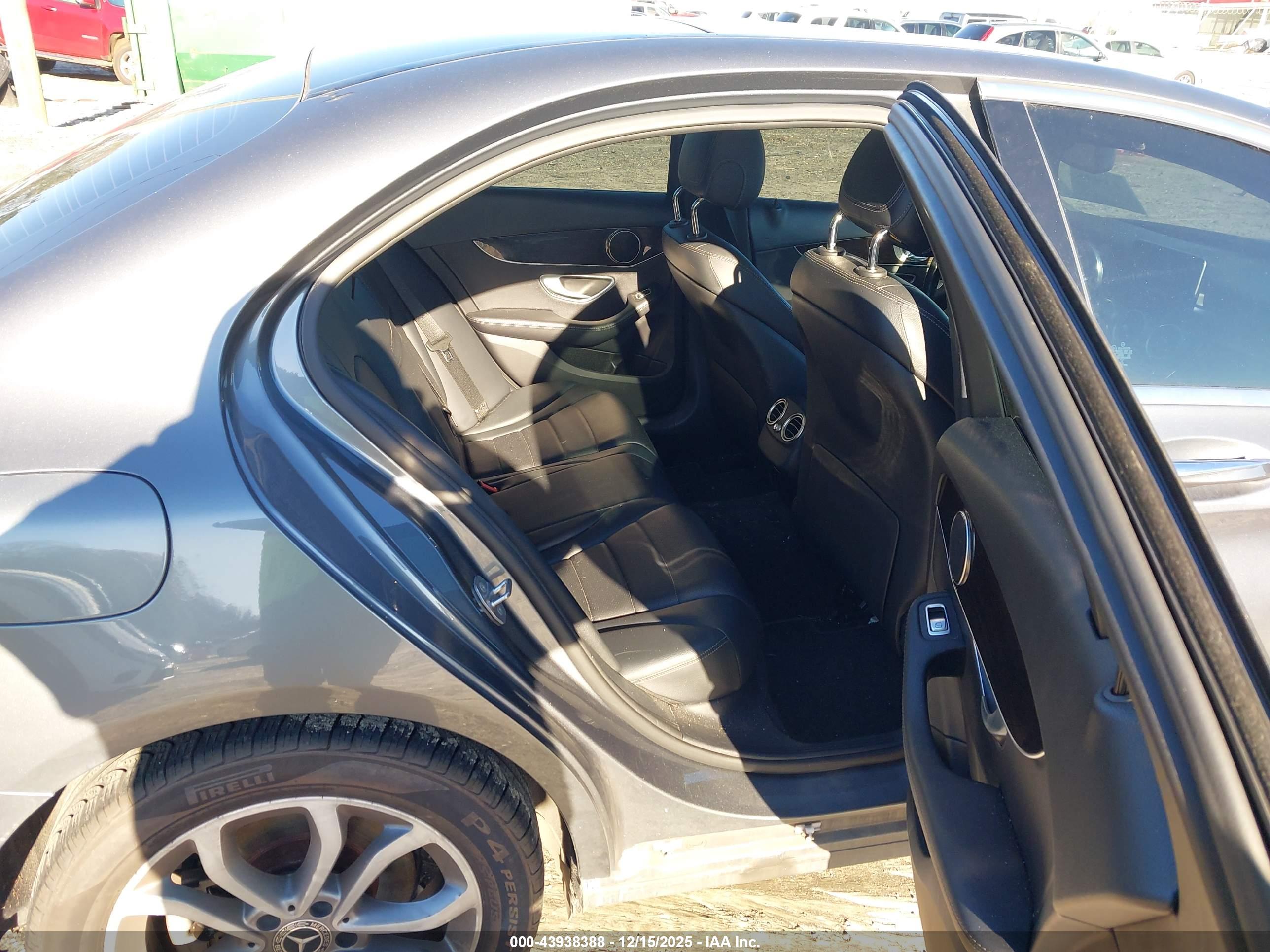 MERCEDES-BENZ C image 8