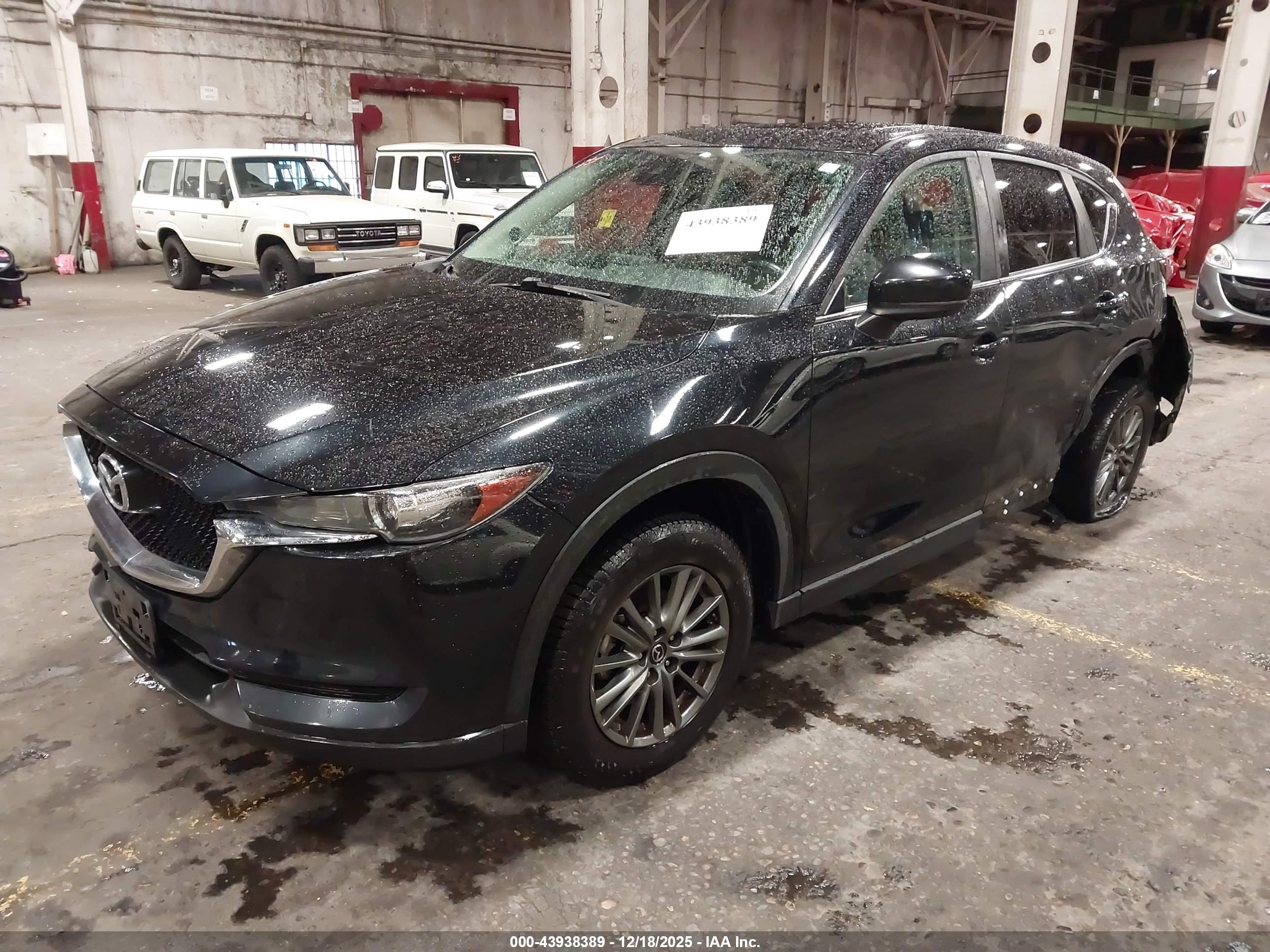 MAZDA CX-5 image 2