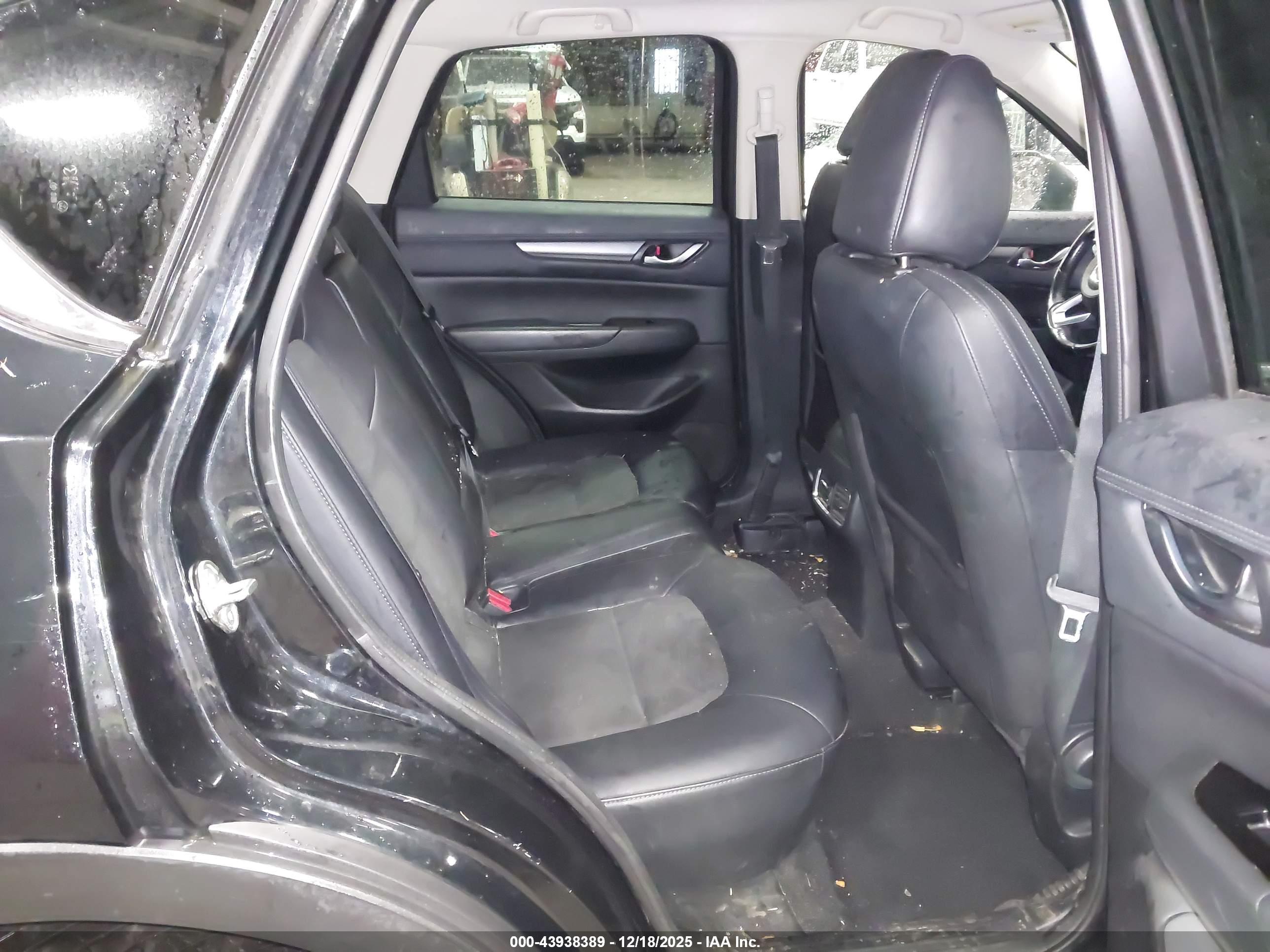 MAZDA CX-5 image 8