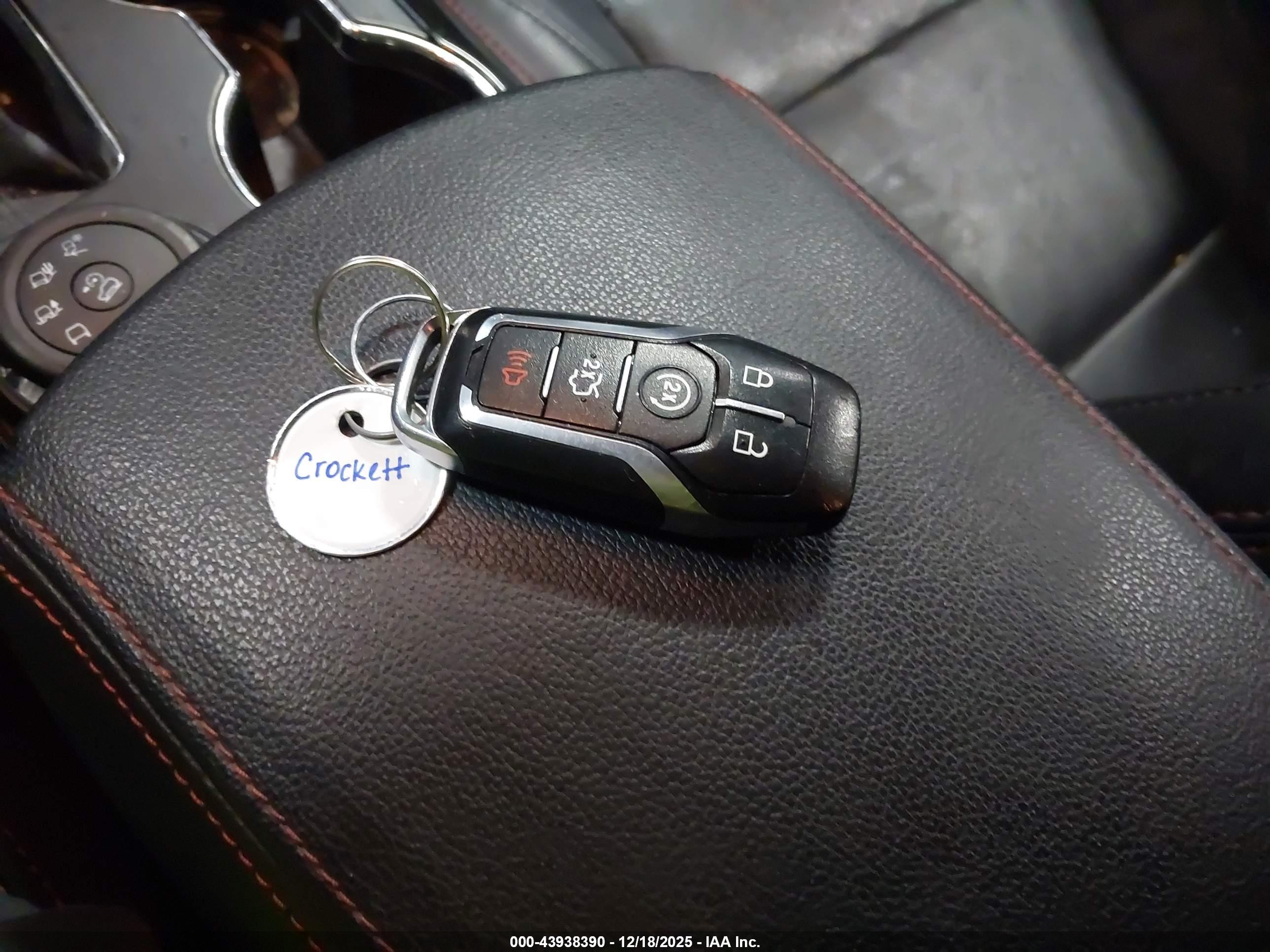 FORD EXPLORER image 11