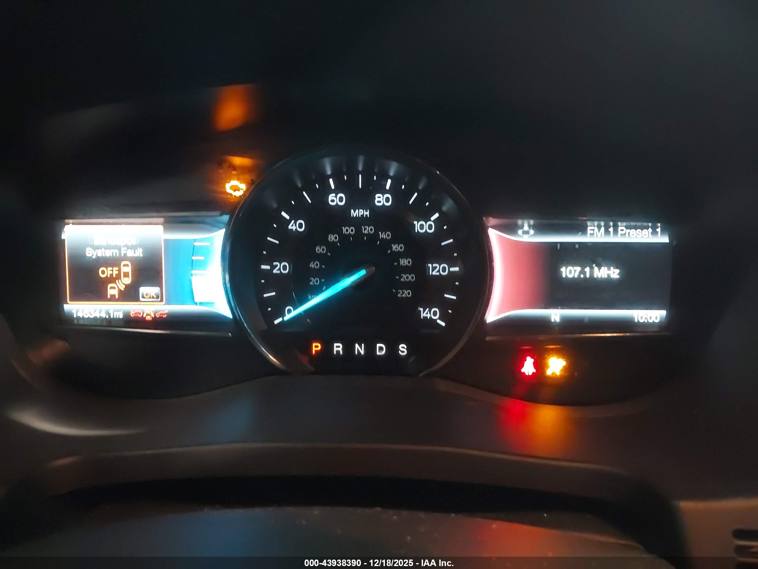 FORD EXPLORER image 7