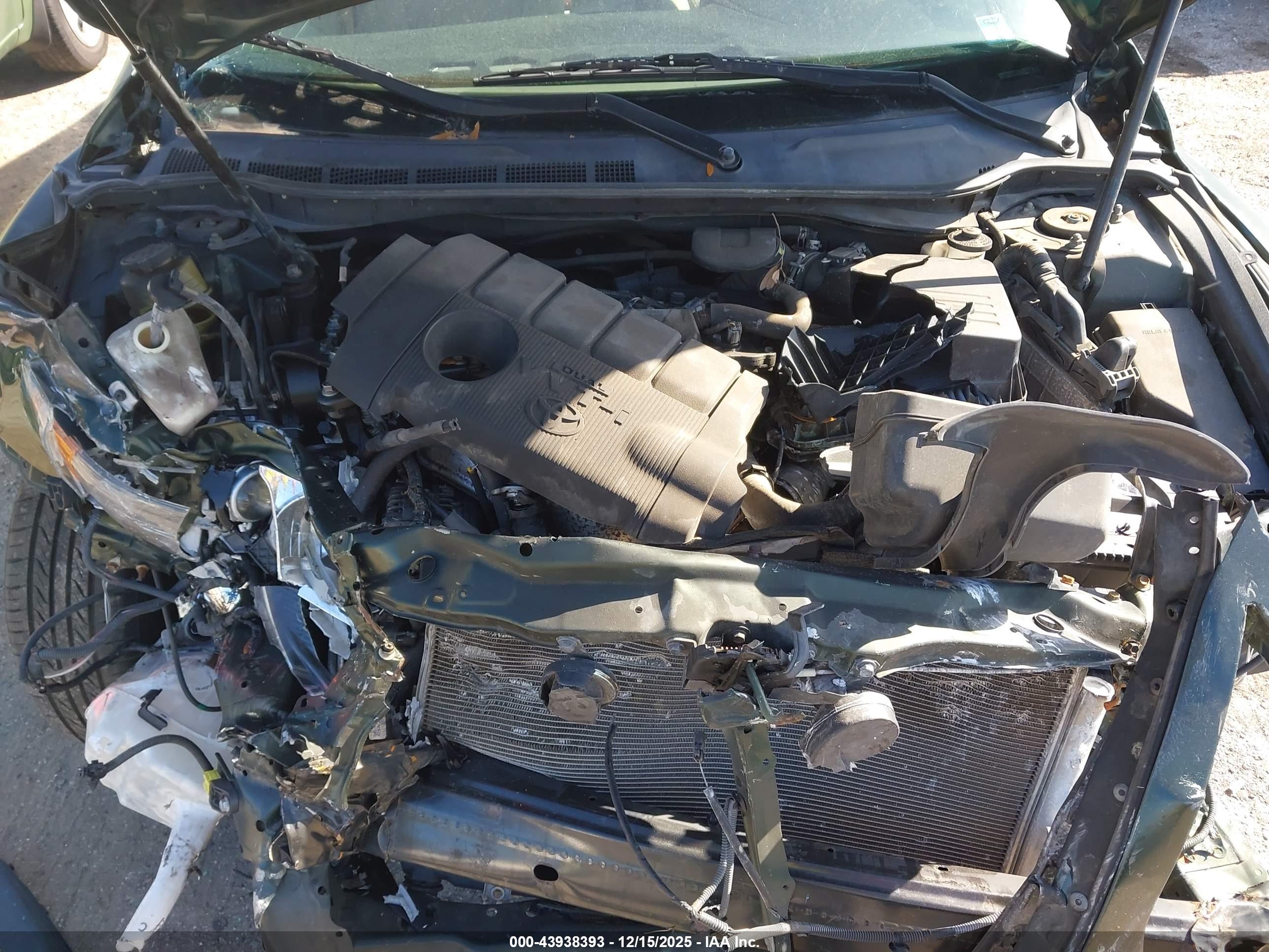TOYOTA CAMRY image 10