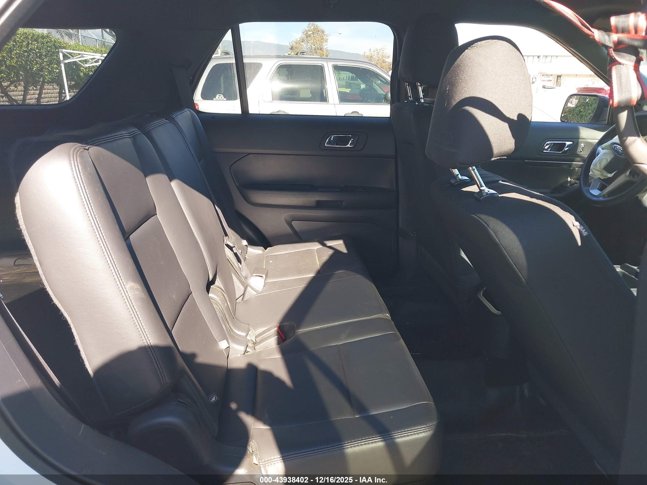 FORD UTILITY image 8
