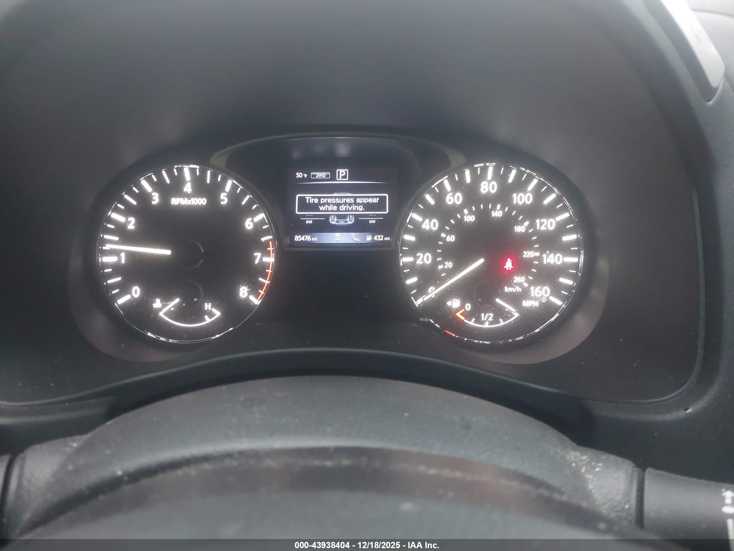 NISSAN PATHFINDER image 7
