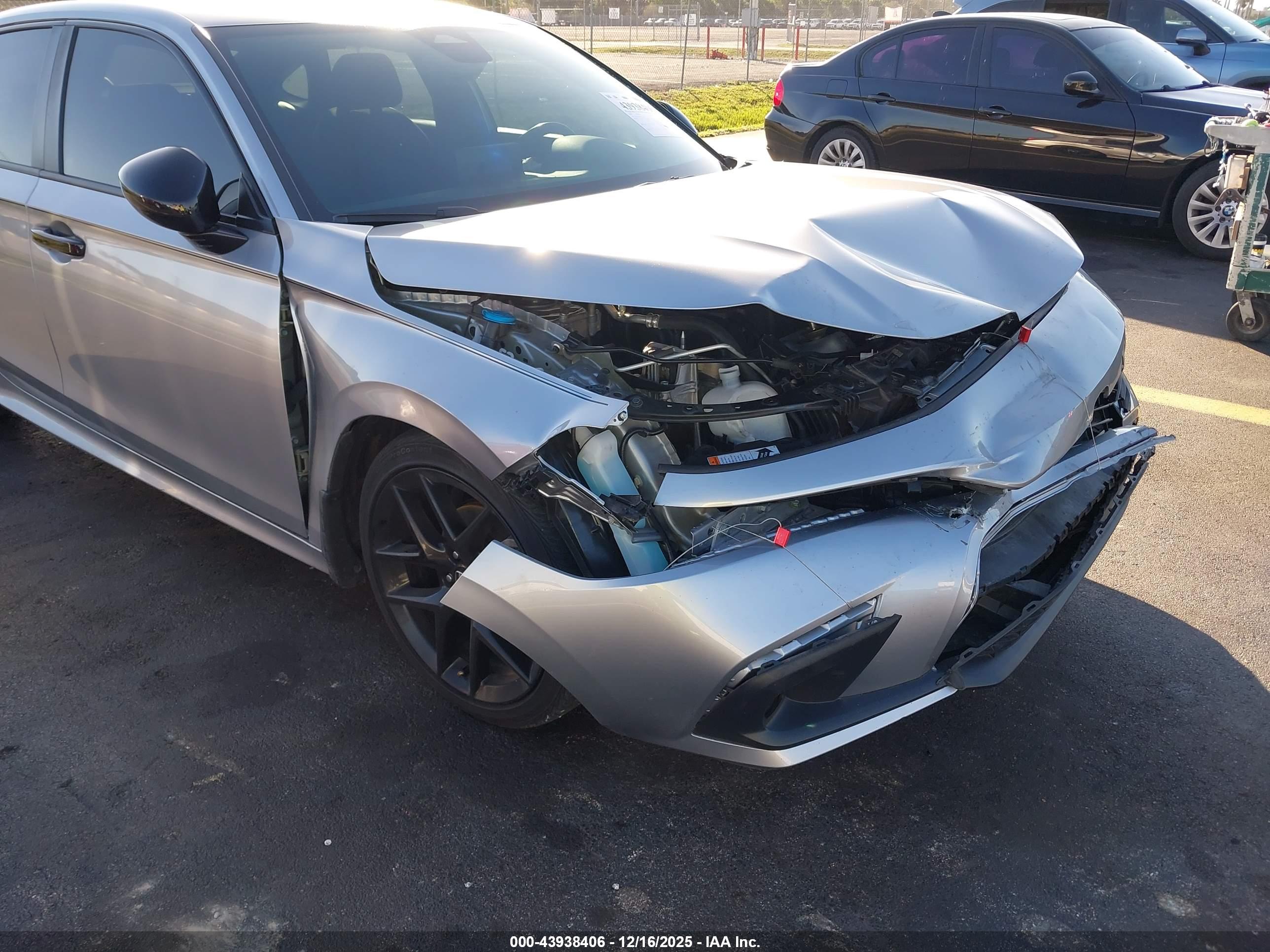 HONDA CIVIC image 6
