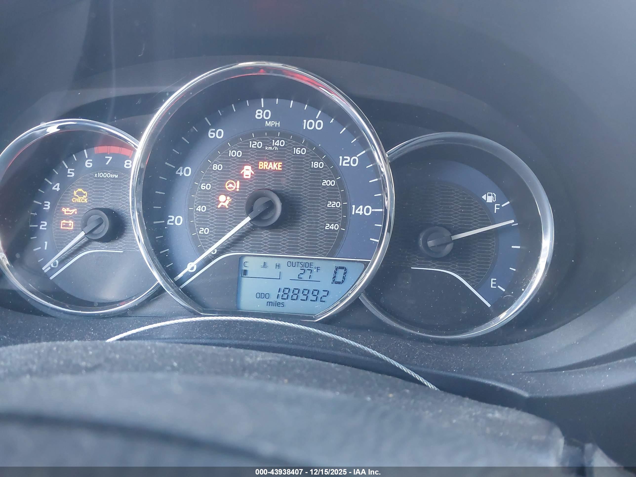 TOYOTA COROLLA image 7