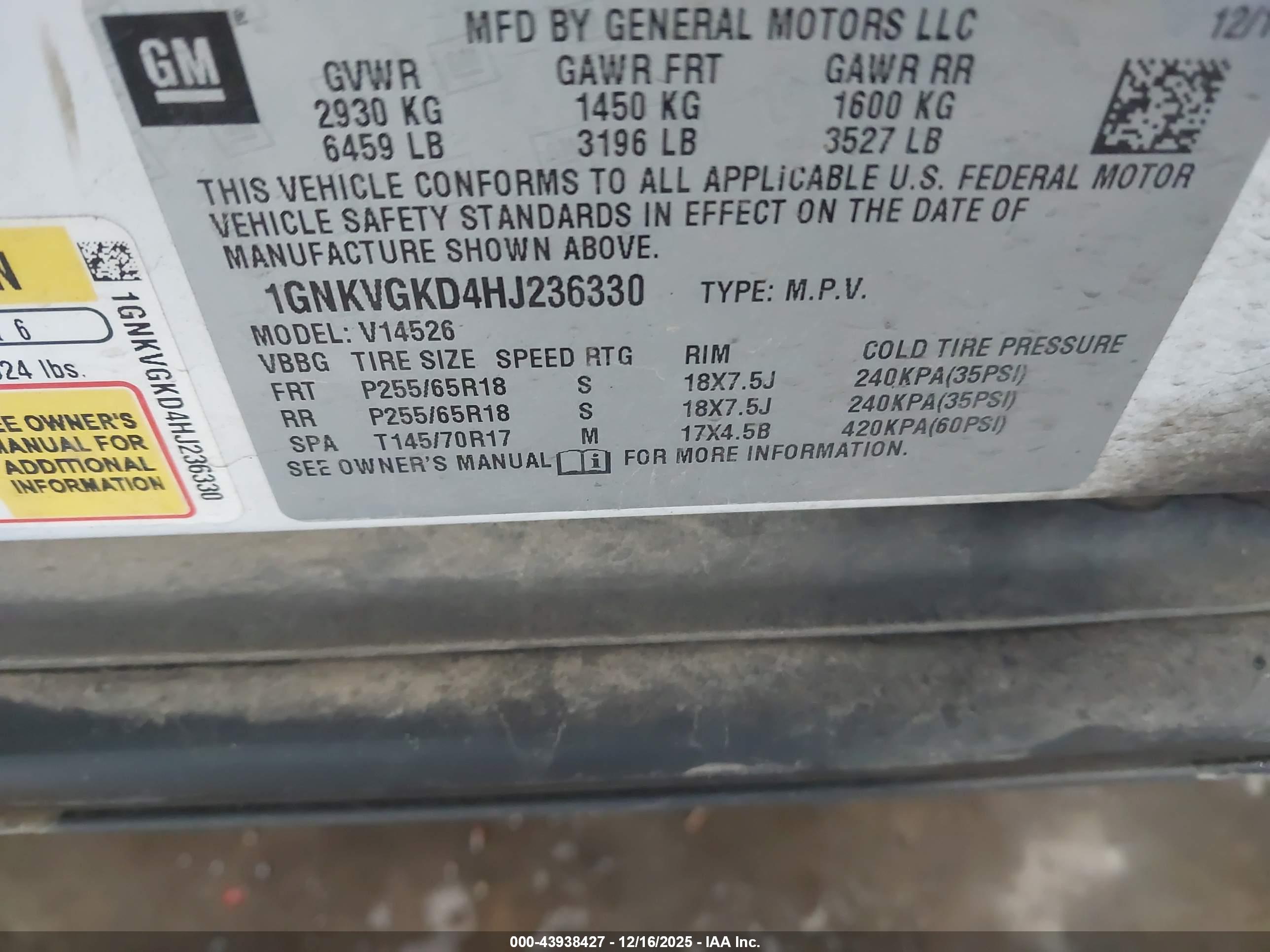 CHEVROLET TRAVERSE image 9
