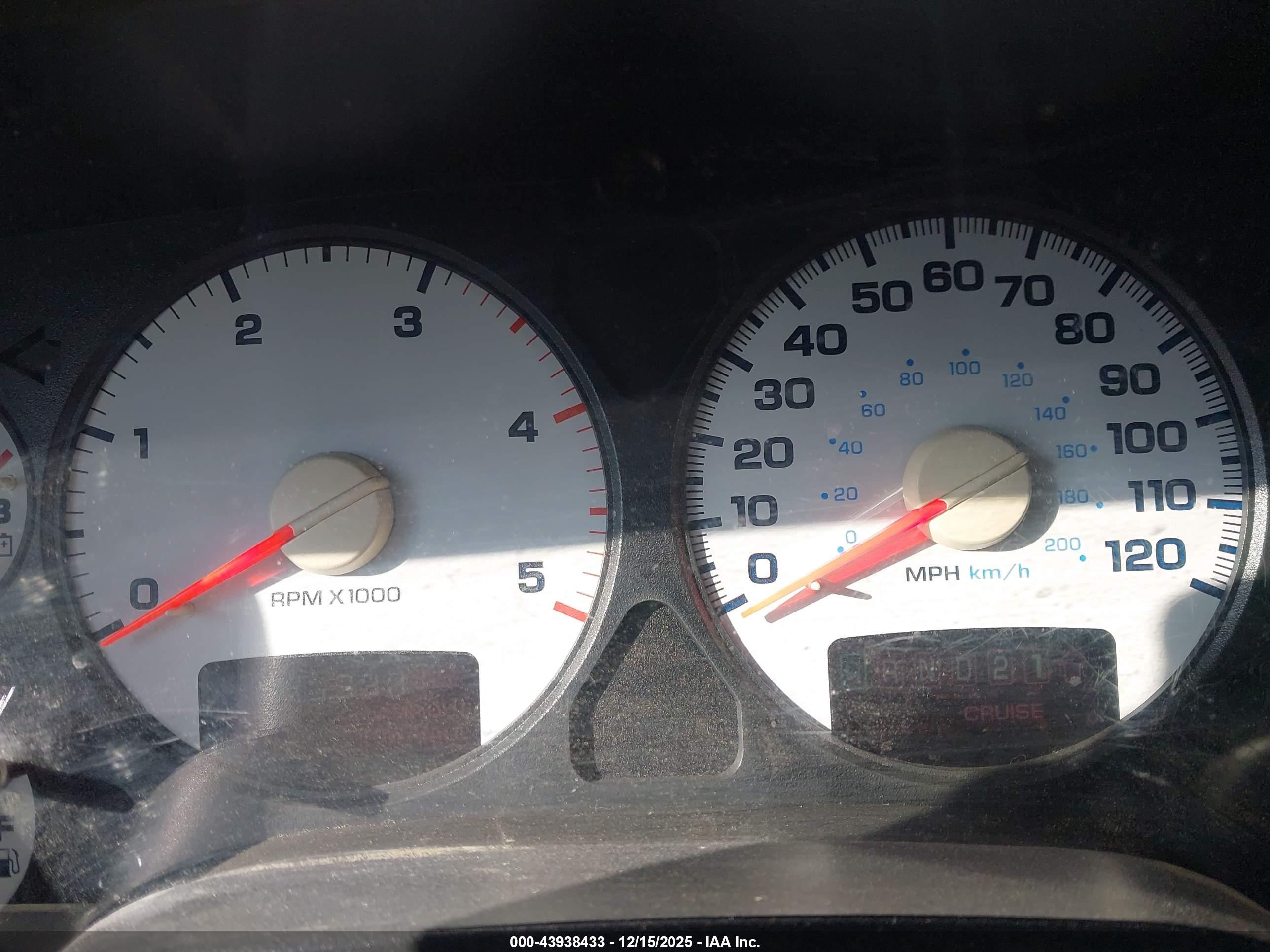 DODGE RAM image 7