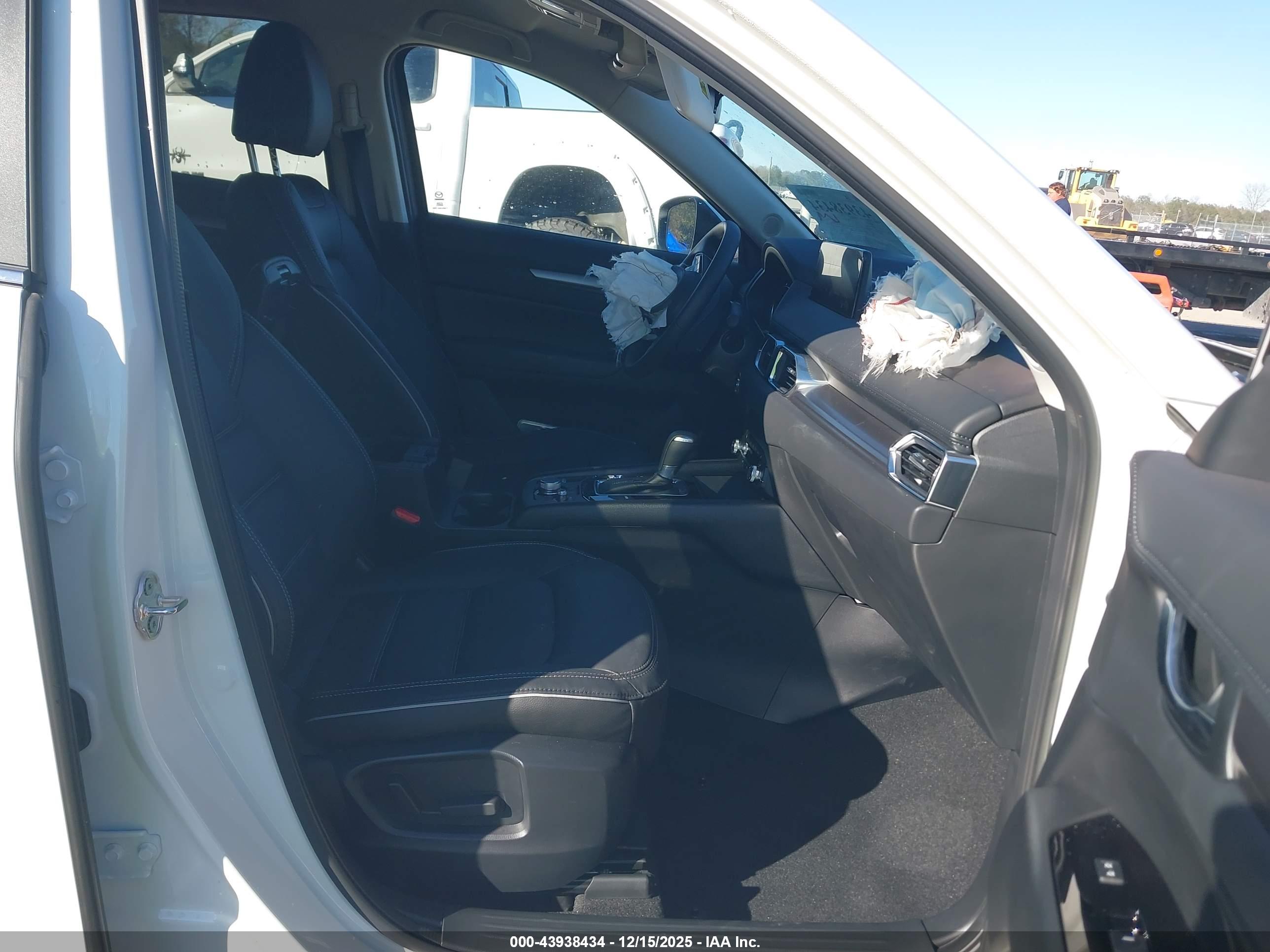 MAZDA CX-5 image 5