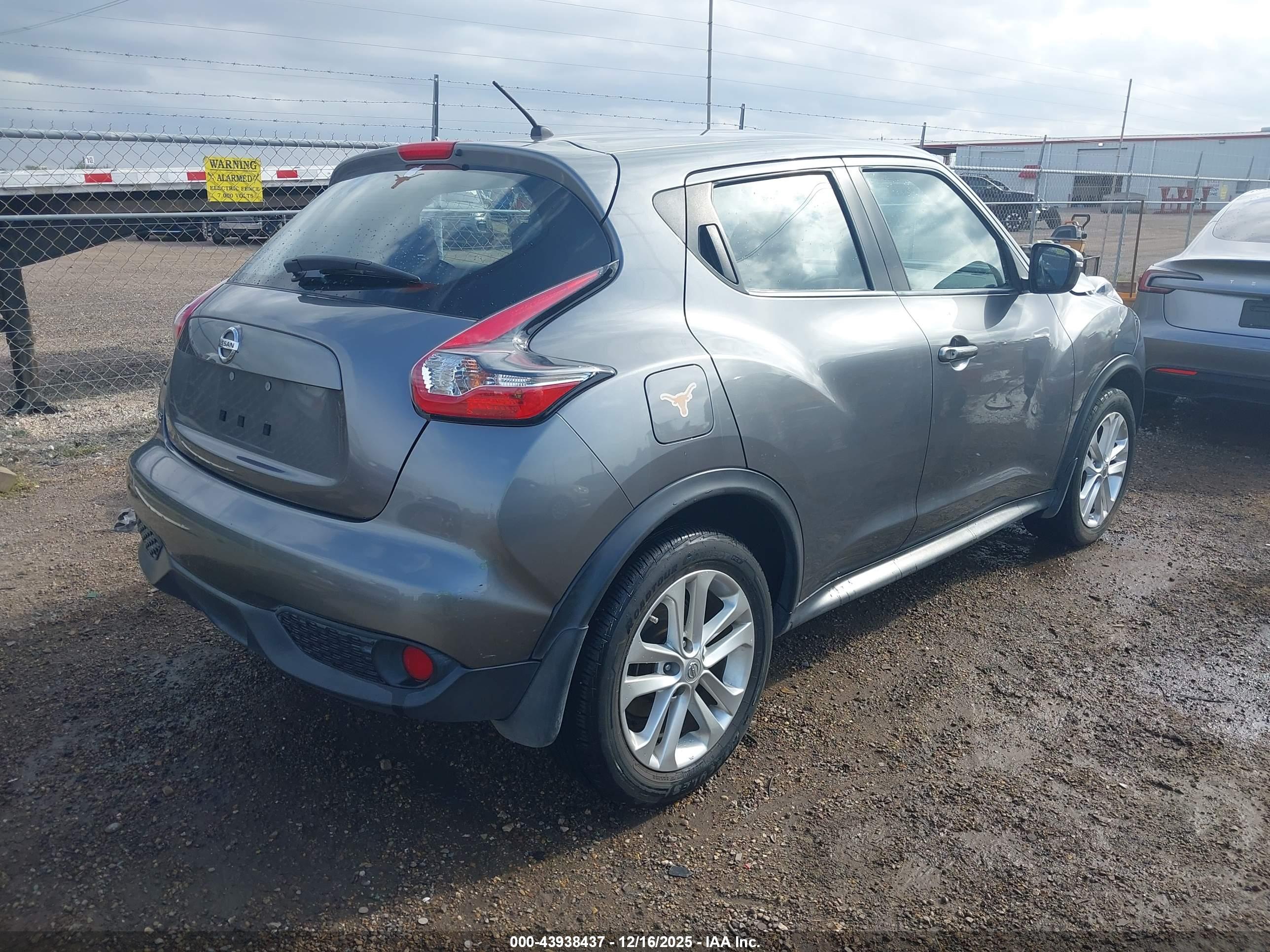 NISSAN JUKE image 4