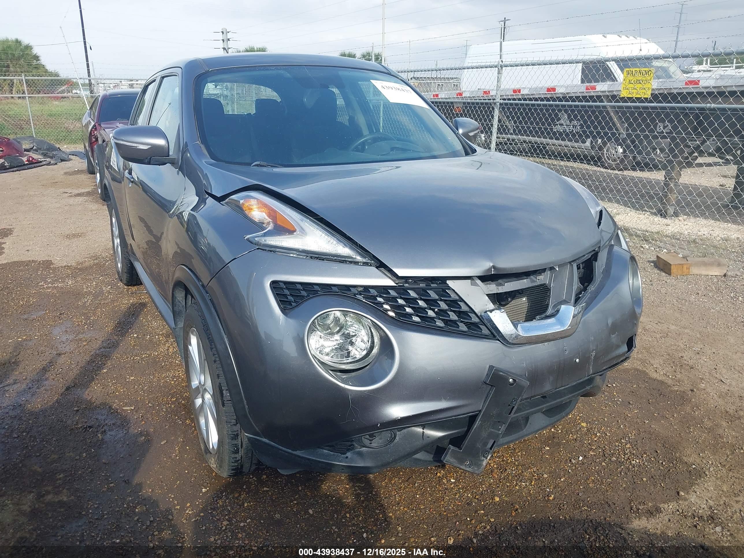 NISSAN JUKE image 6