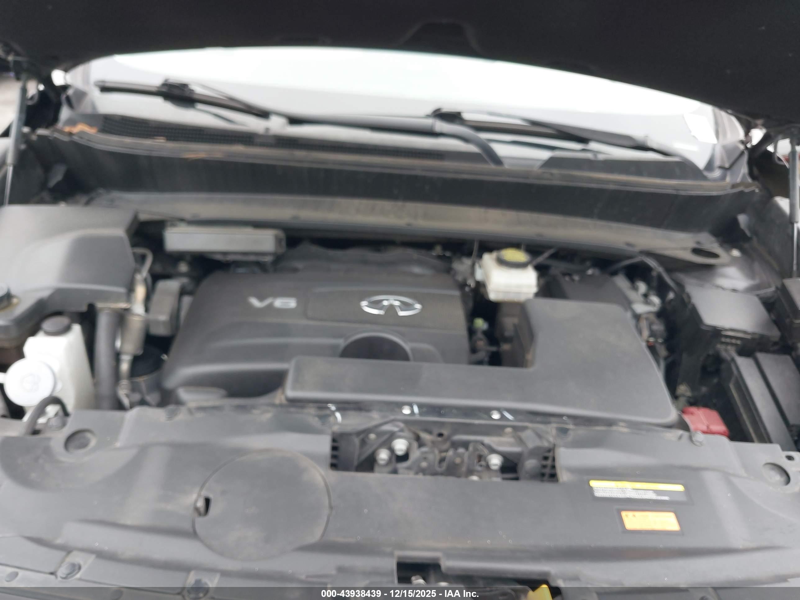 INFINITI QX60 image 10