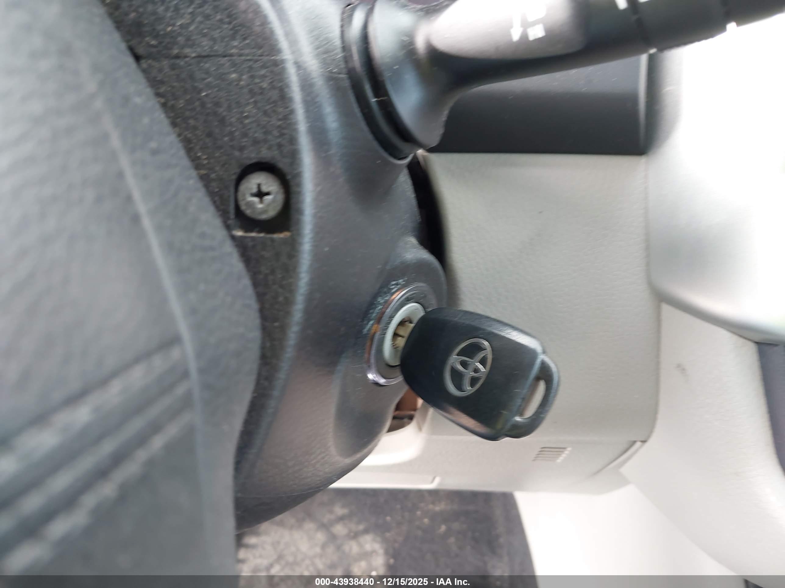 TOYOTA HIGHLANDER image 11
