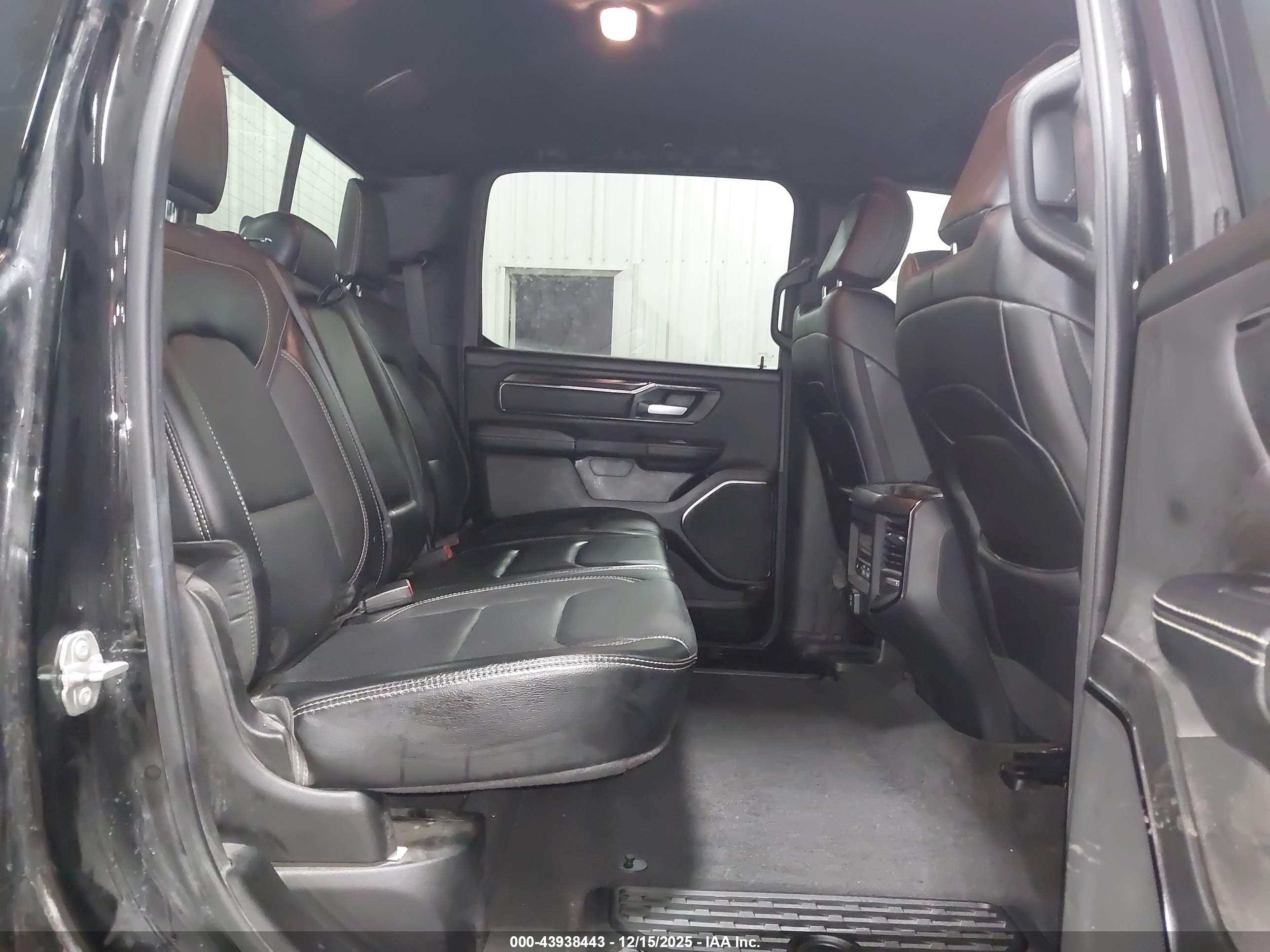 RAM 1500 image 8
