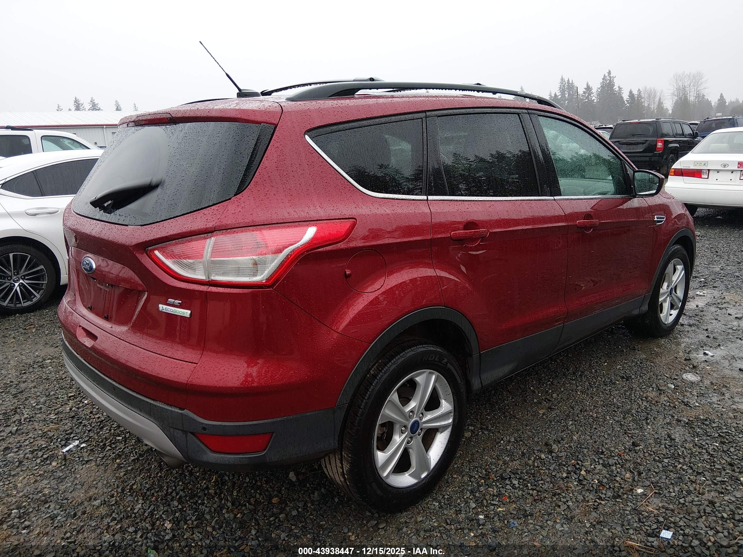 FORD ESCAPE image 4