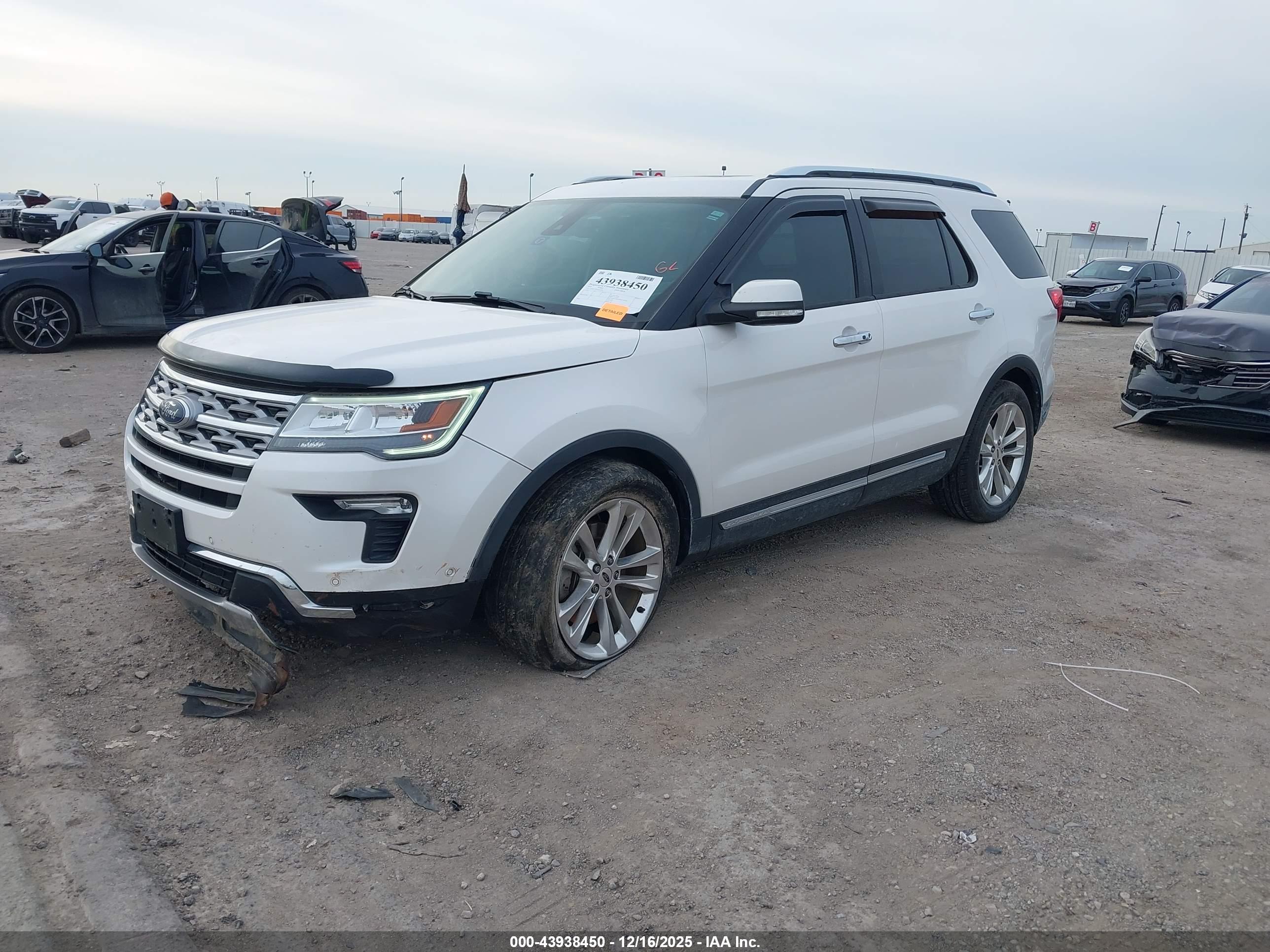 FORD EXPLORER image 2