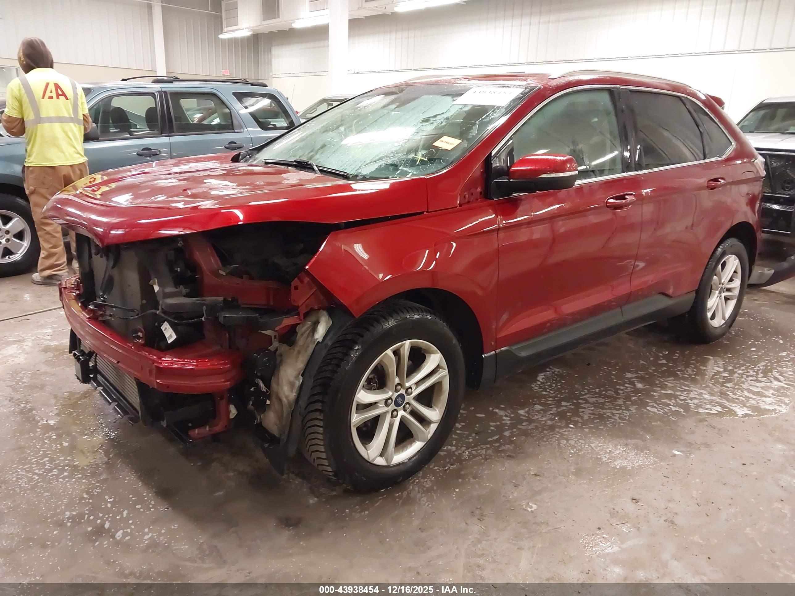 FORD EDGE image 2