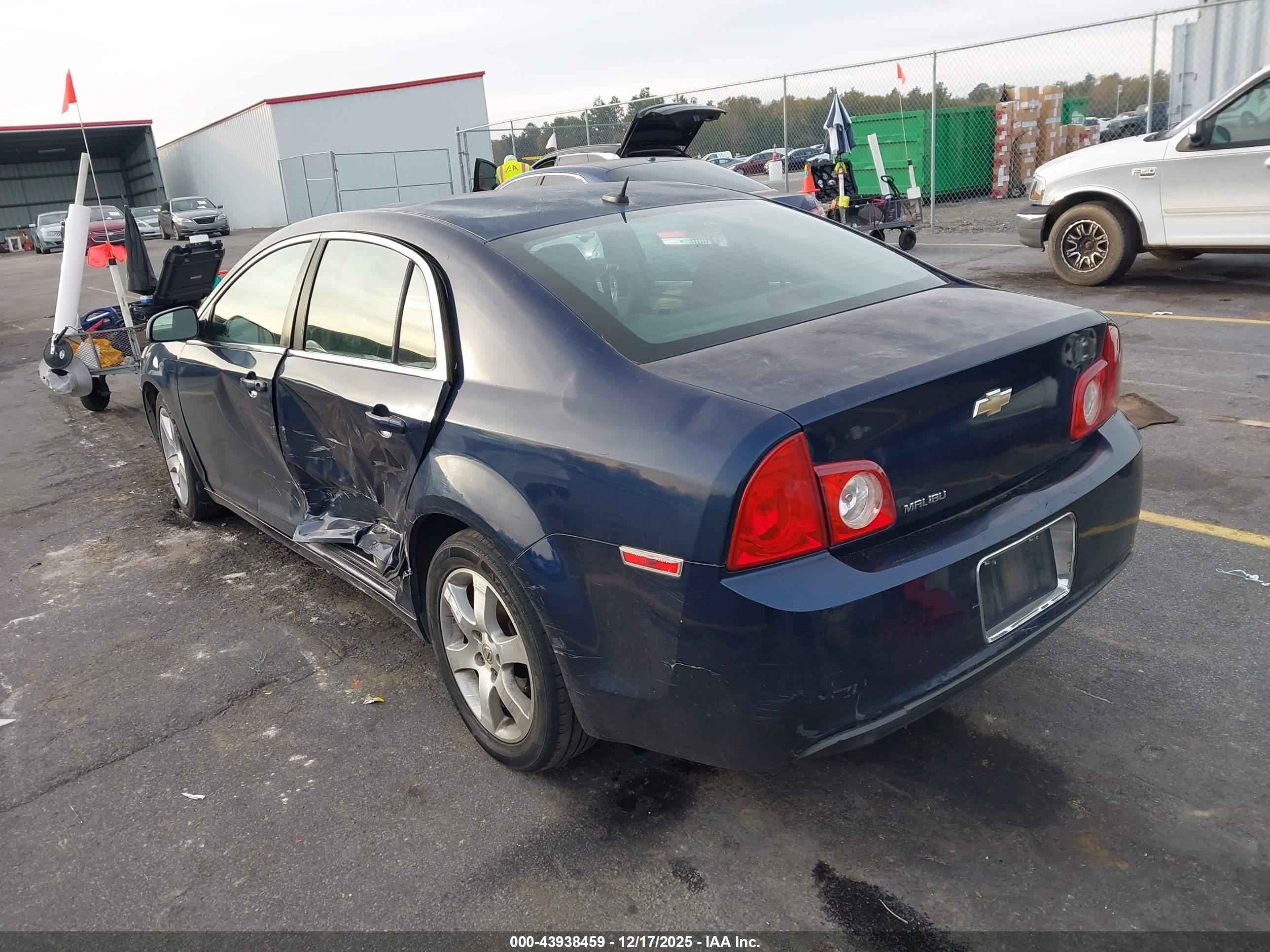 CHEVROLET MALIBU image 3