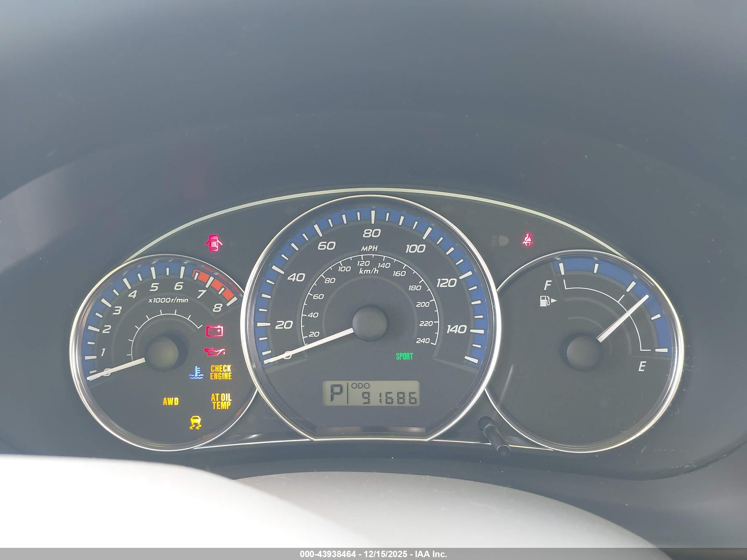 SUBARU FORESTER image 7