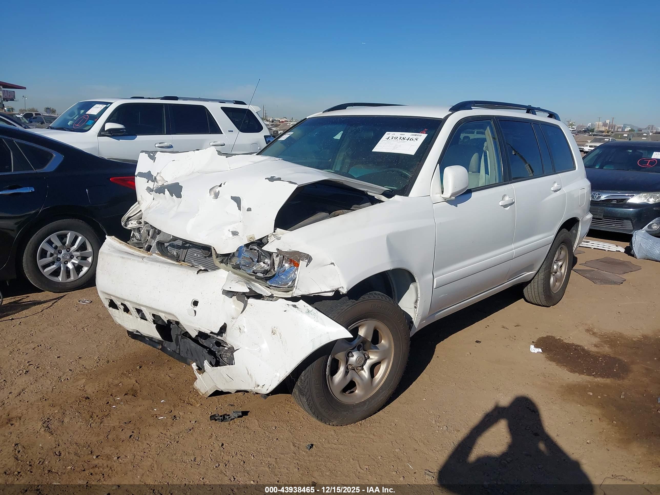 TOYOTA HIGHLANDER image 2