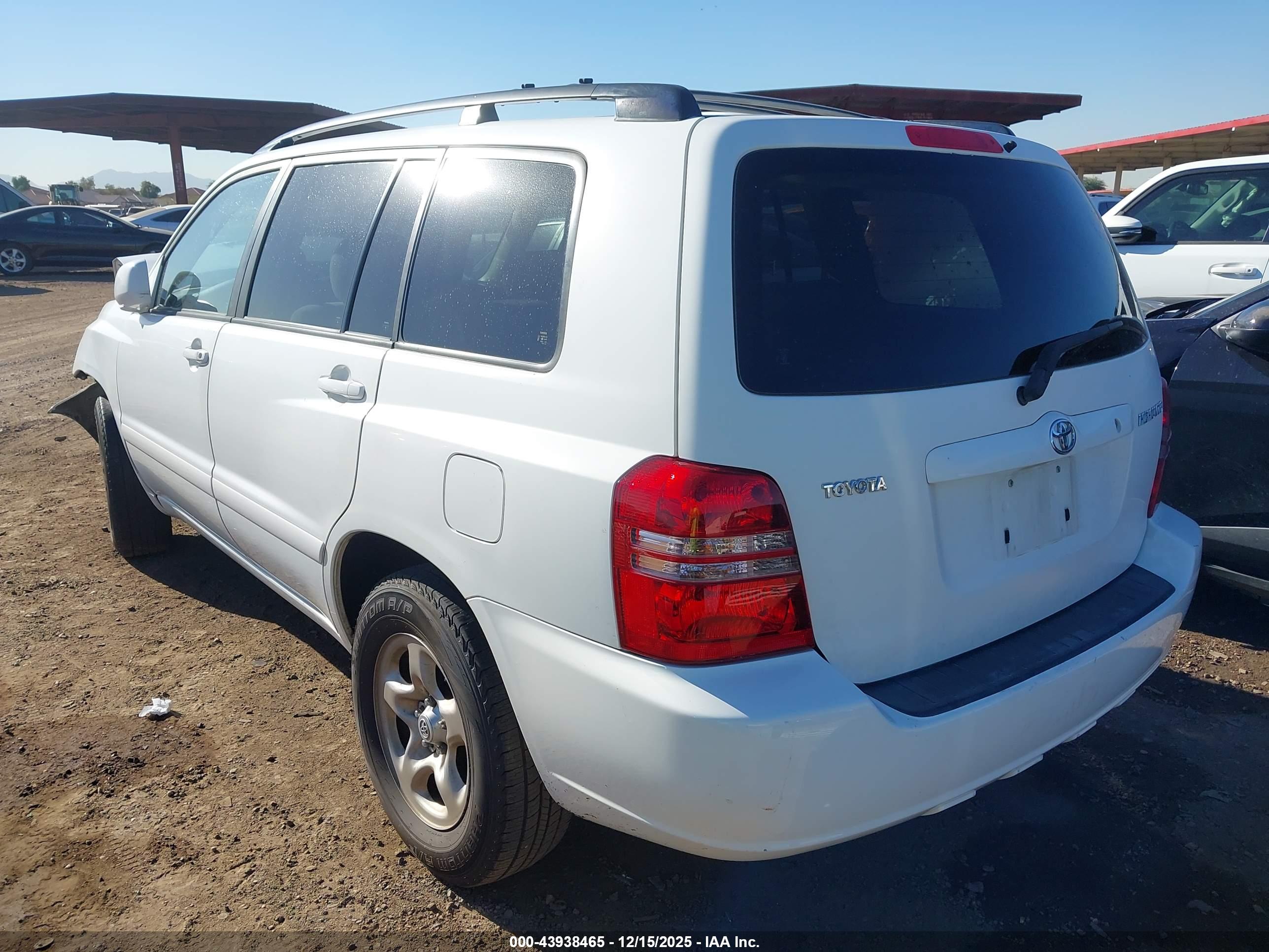 TOYOTA HIGHLANDER image 3