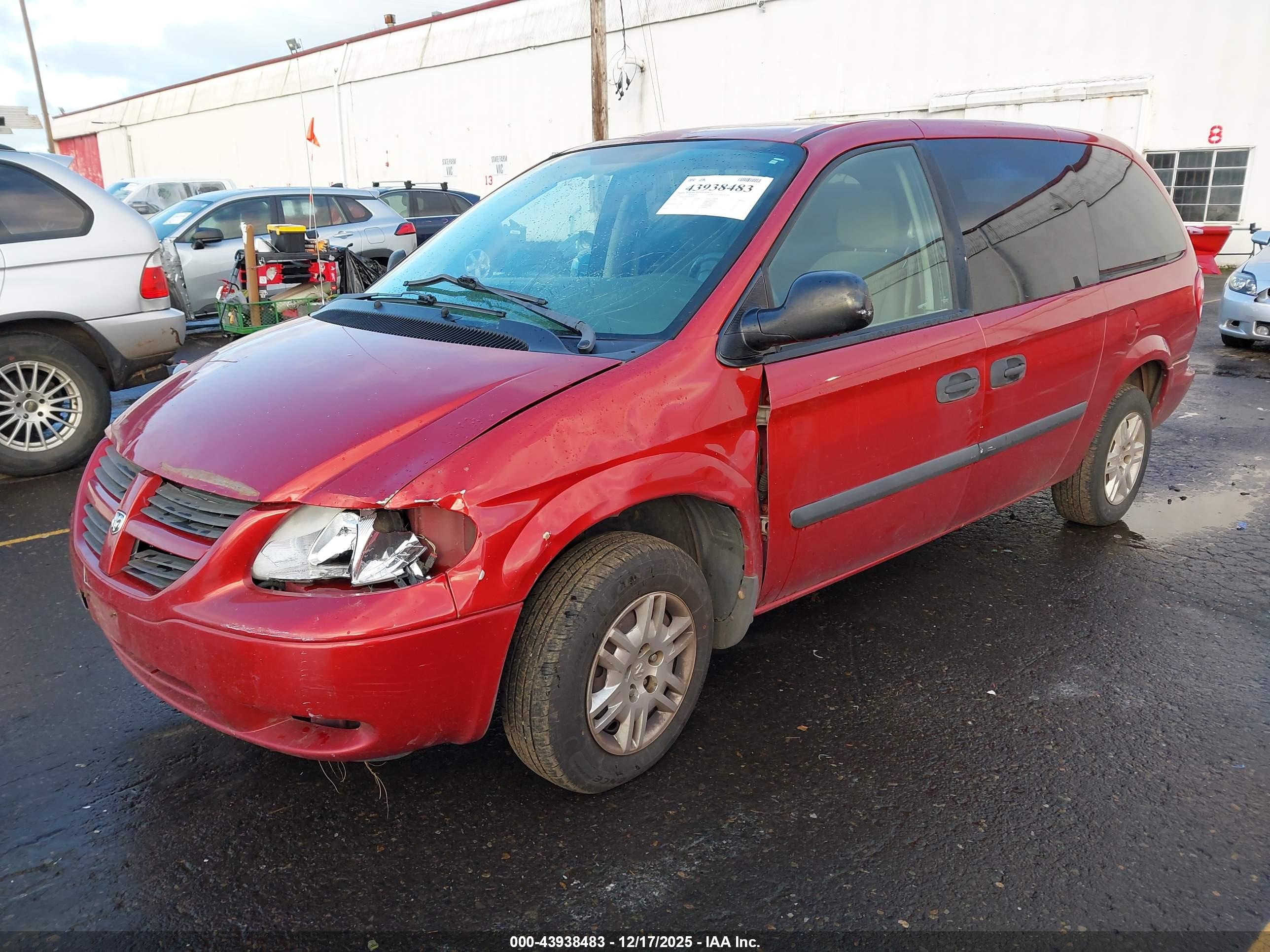 DODGE GRAND image 2