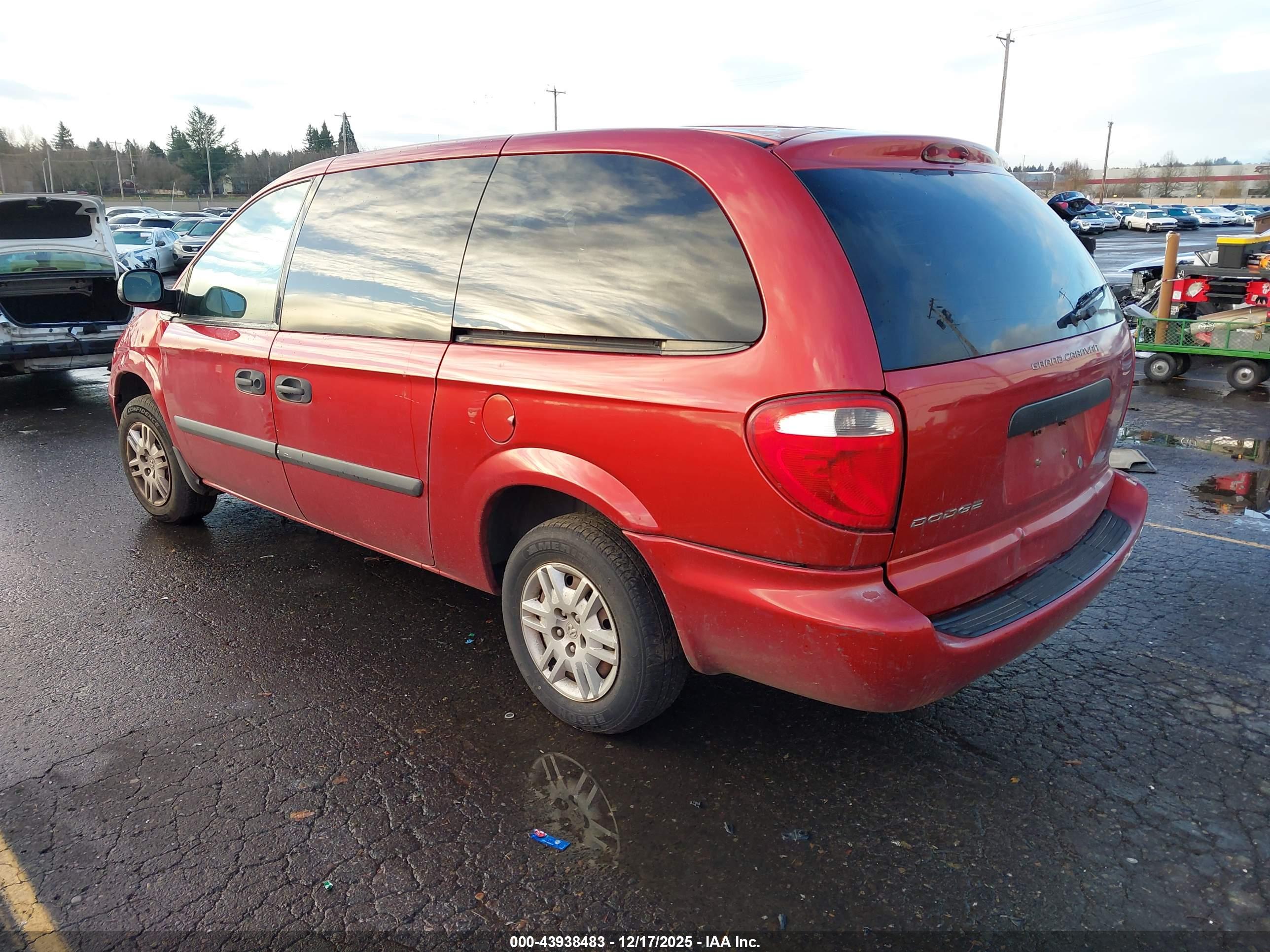 DODGE GRAND image 3