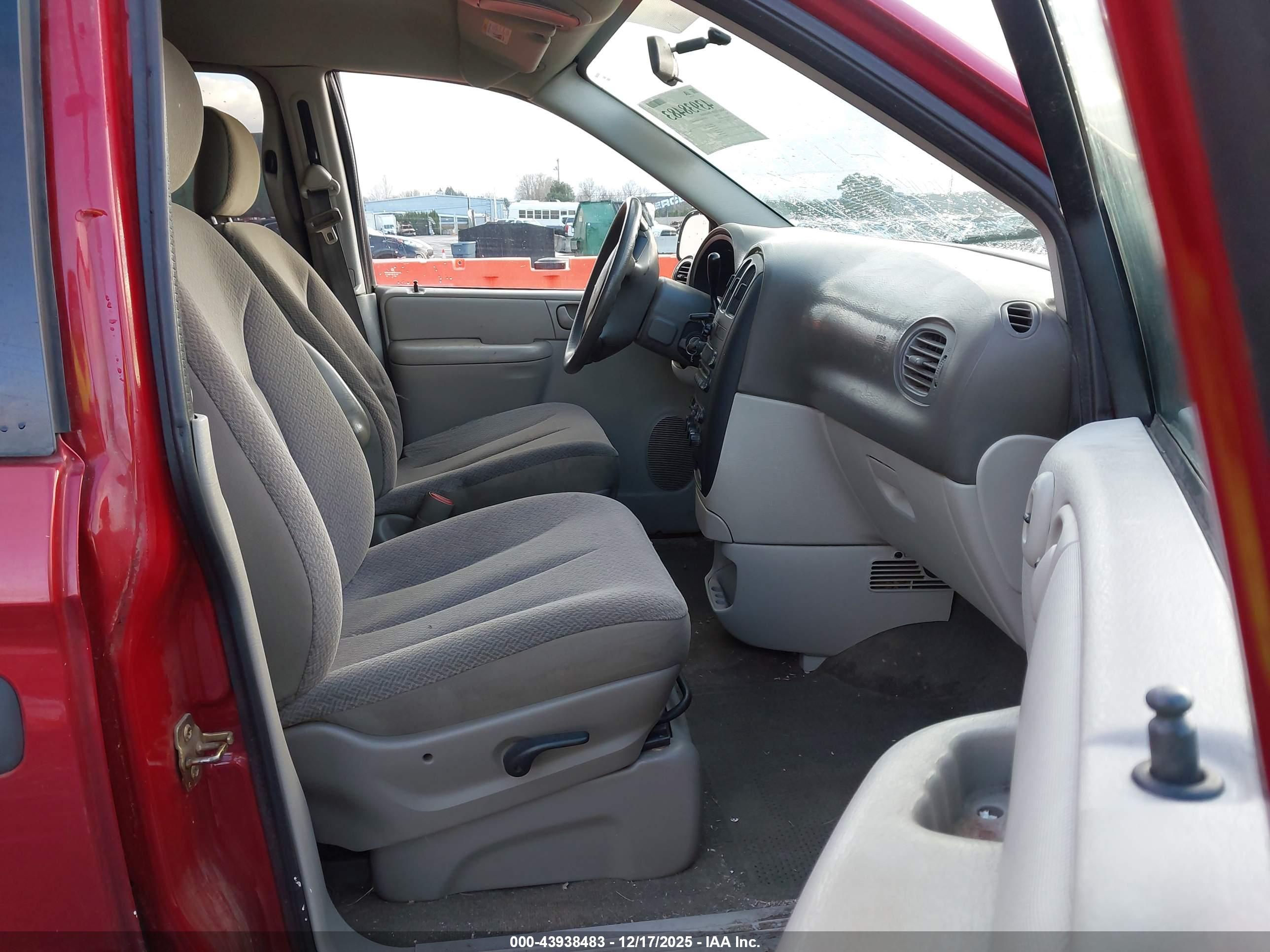 DODGE GRAND image 5
