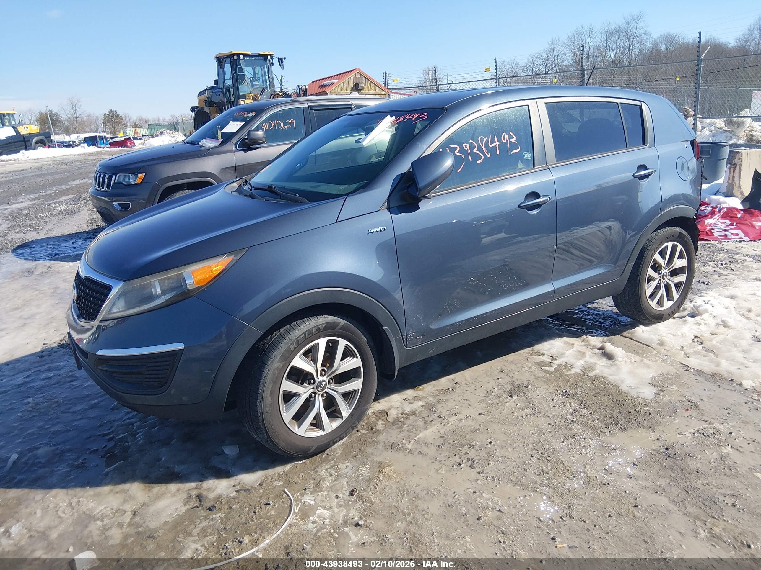KIA SPORTAGE image 2