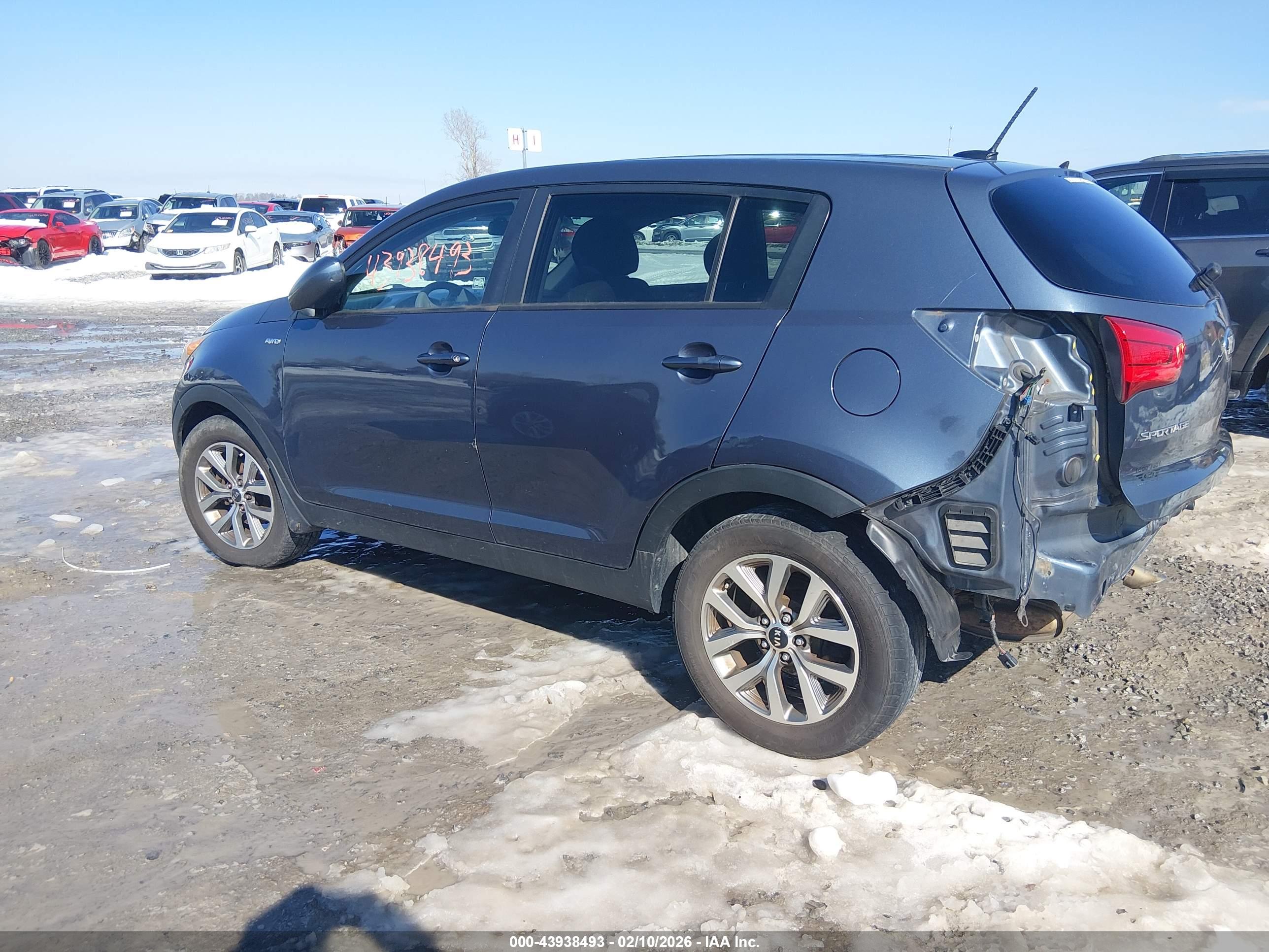 KIA SPORTAGE image 3