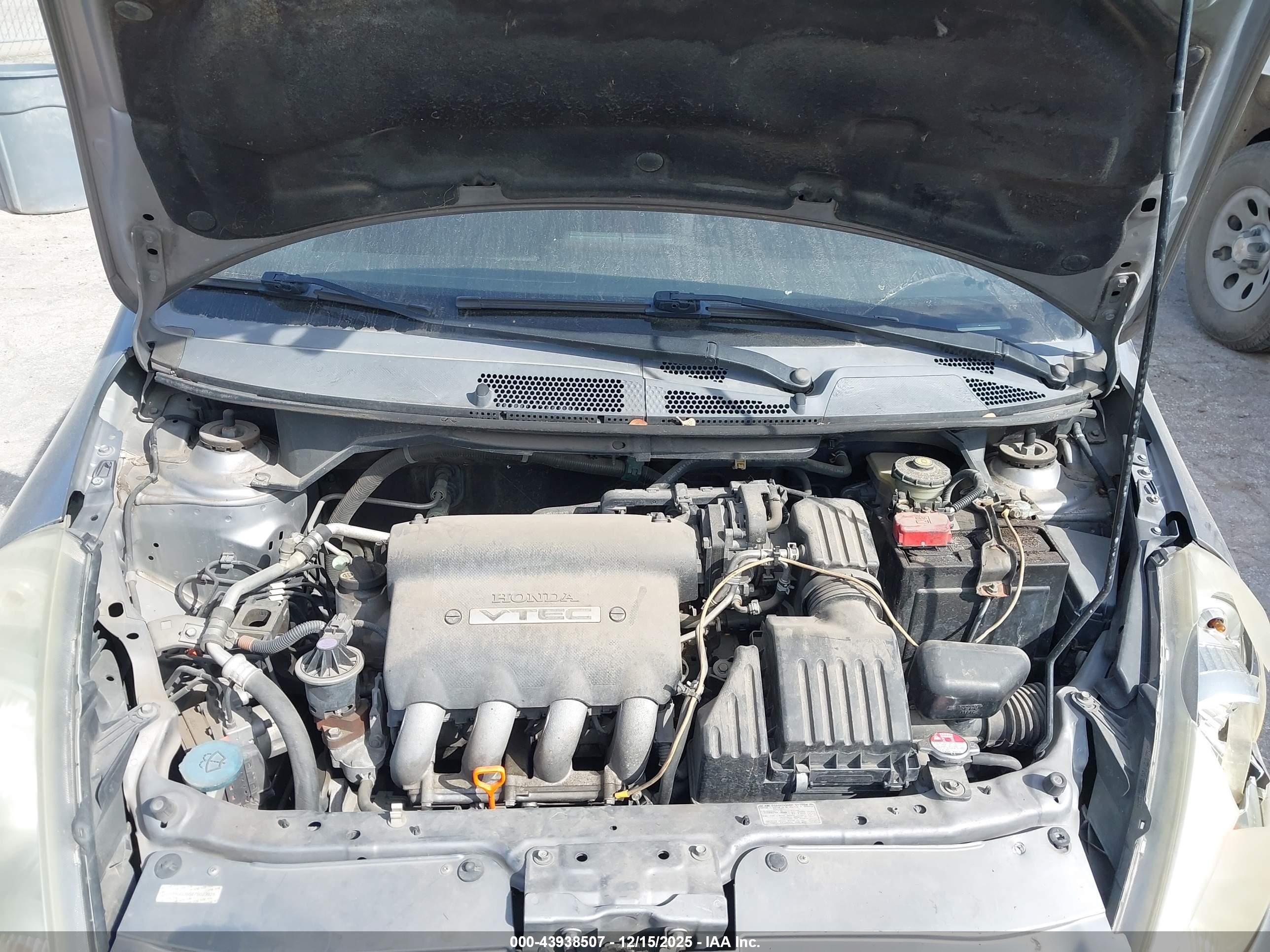 HONDA FIT image 10