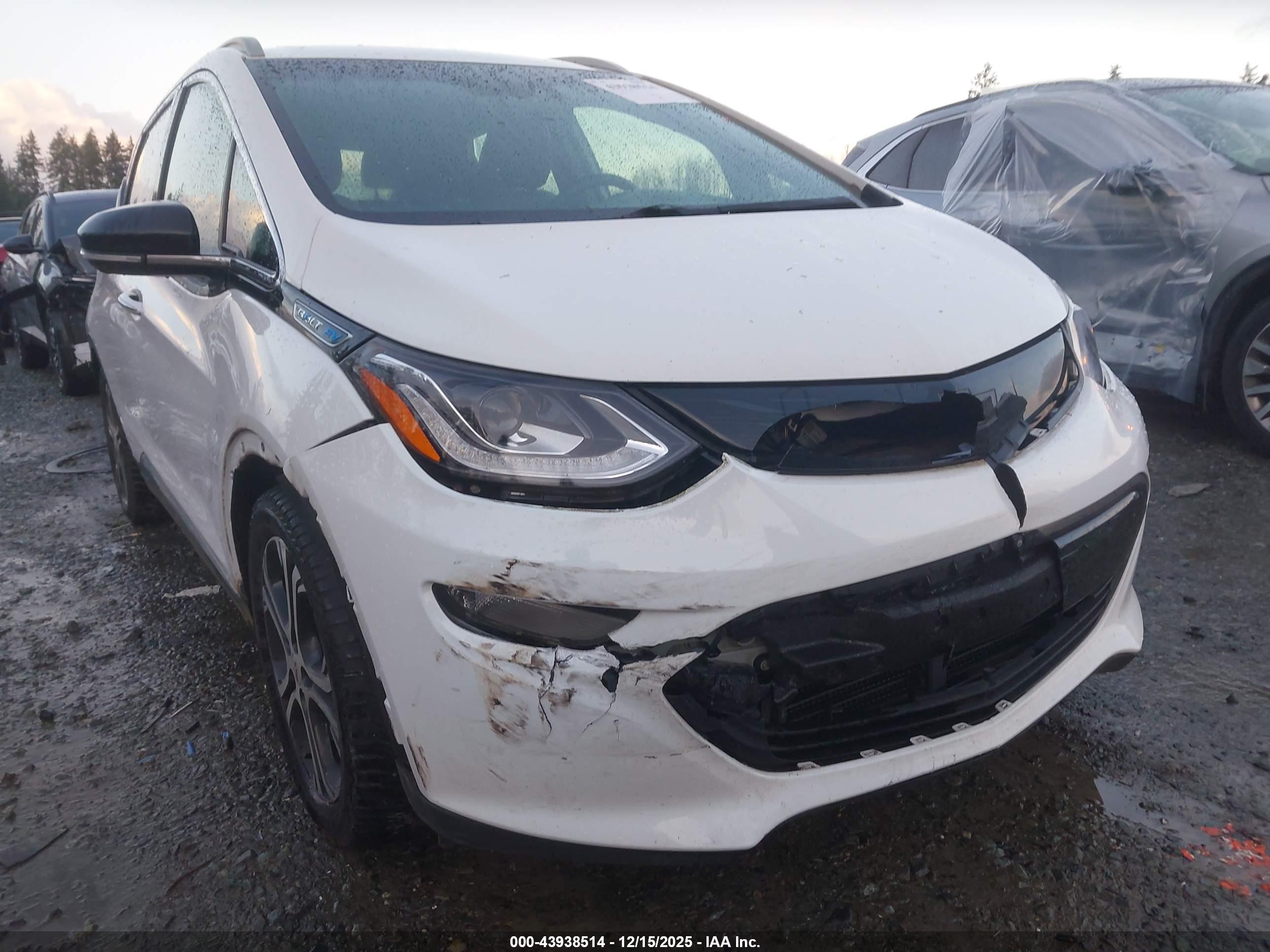 CHEVROLET BOLT image 6