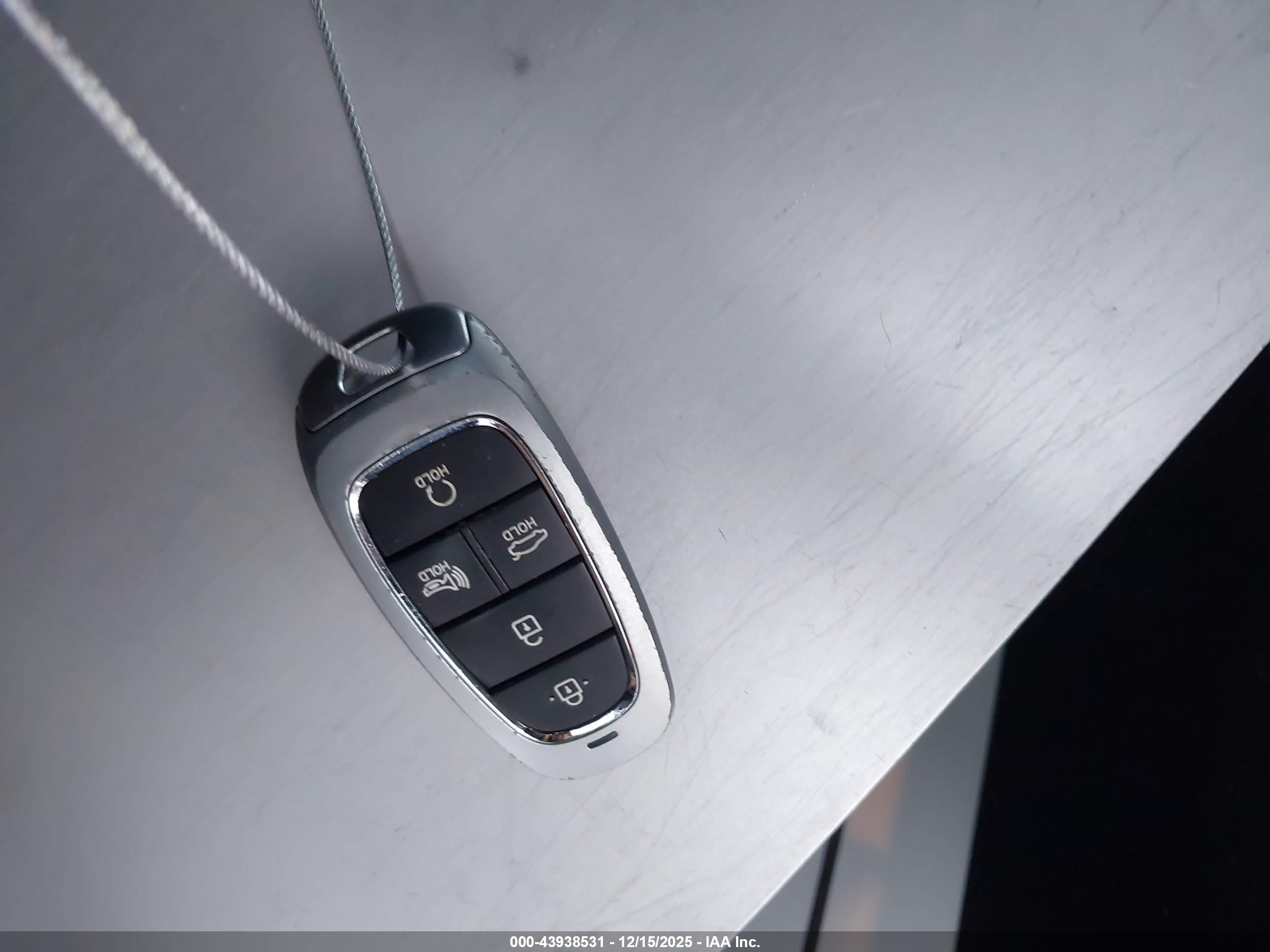 HYUNDAI SONATA image 11