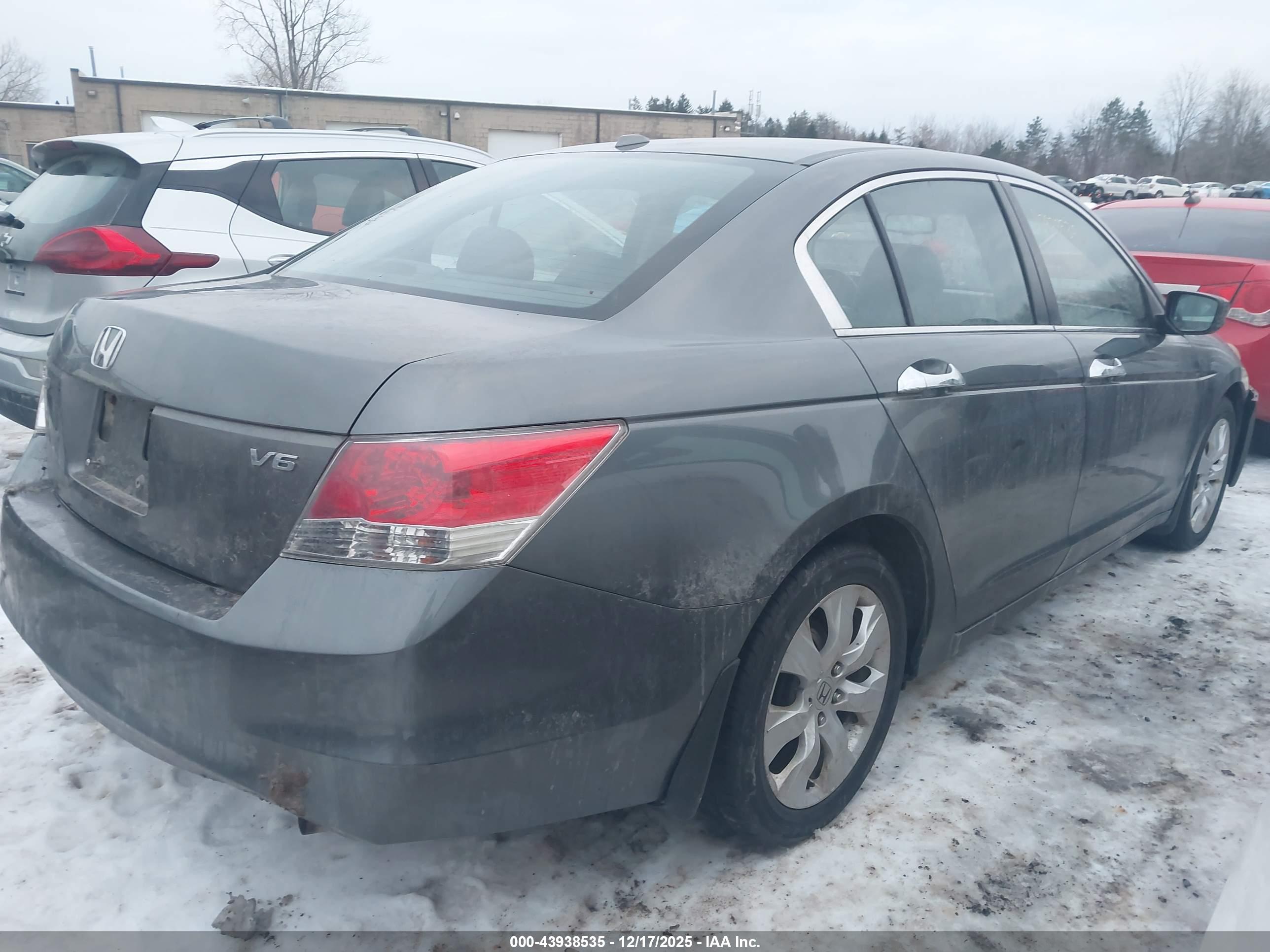 HONDA ACCORD image 4