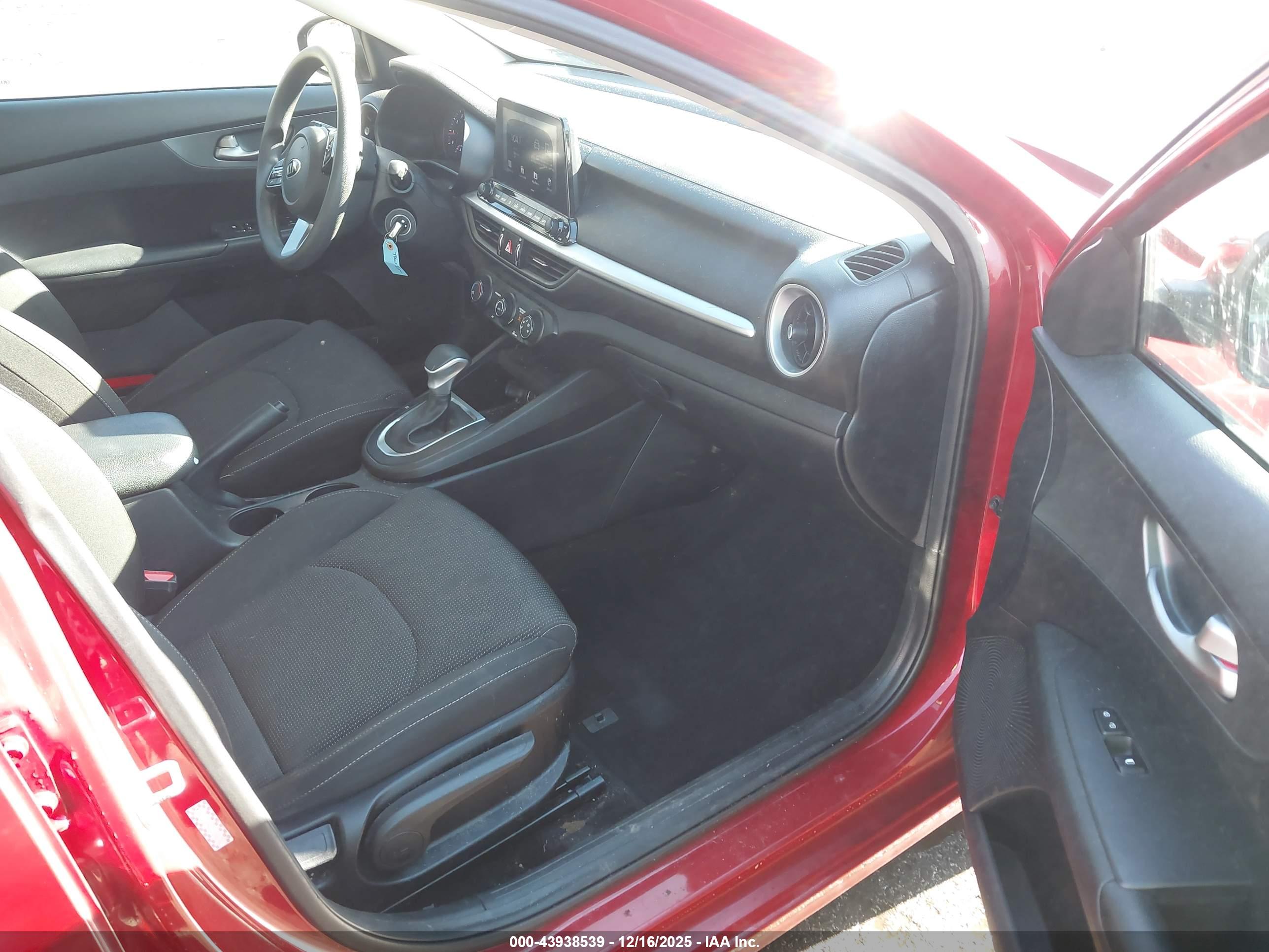 KIA FORTE image 5