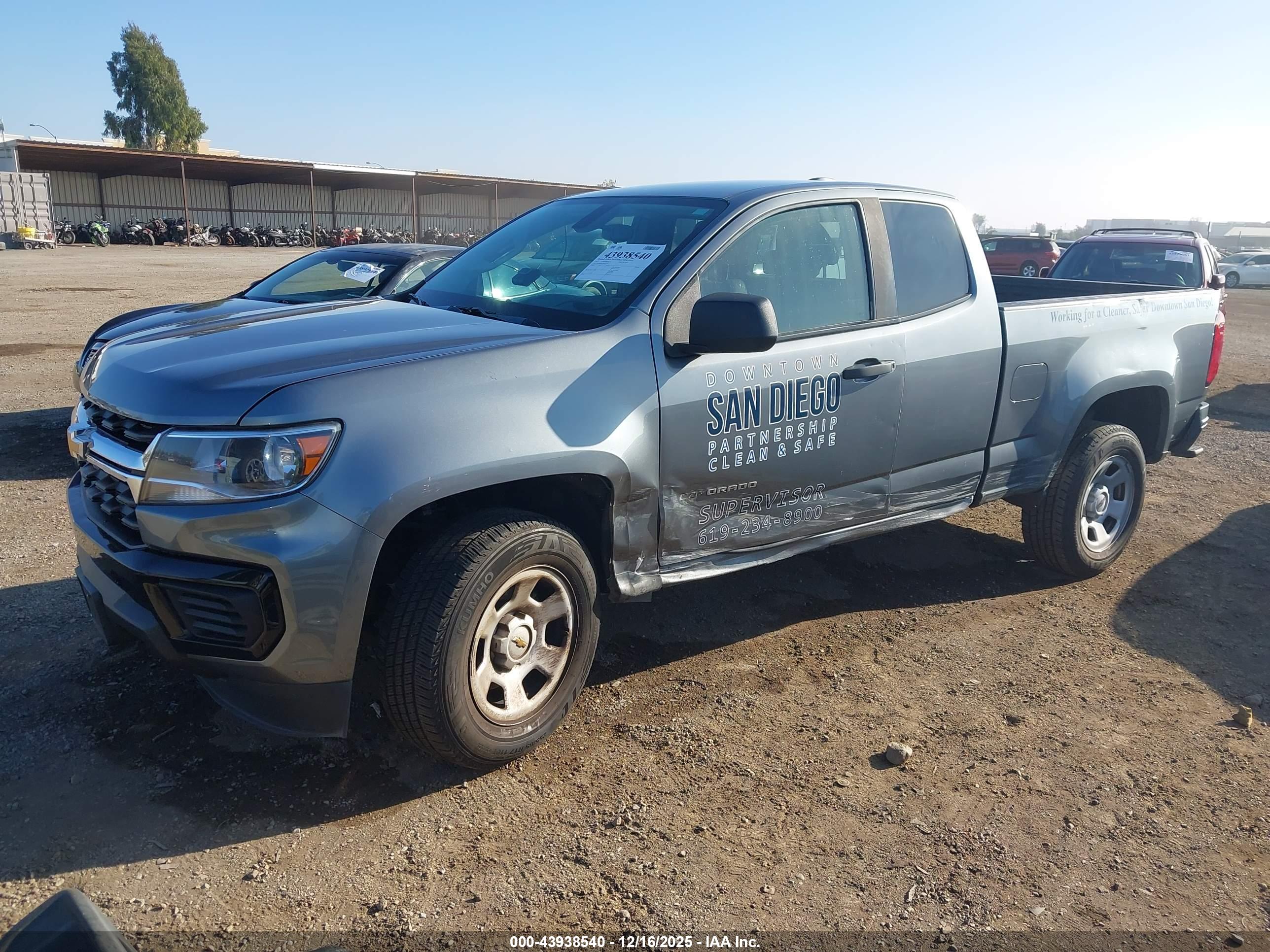 CHEVROLET COLORADO image 2
