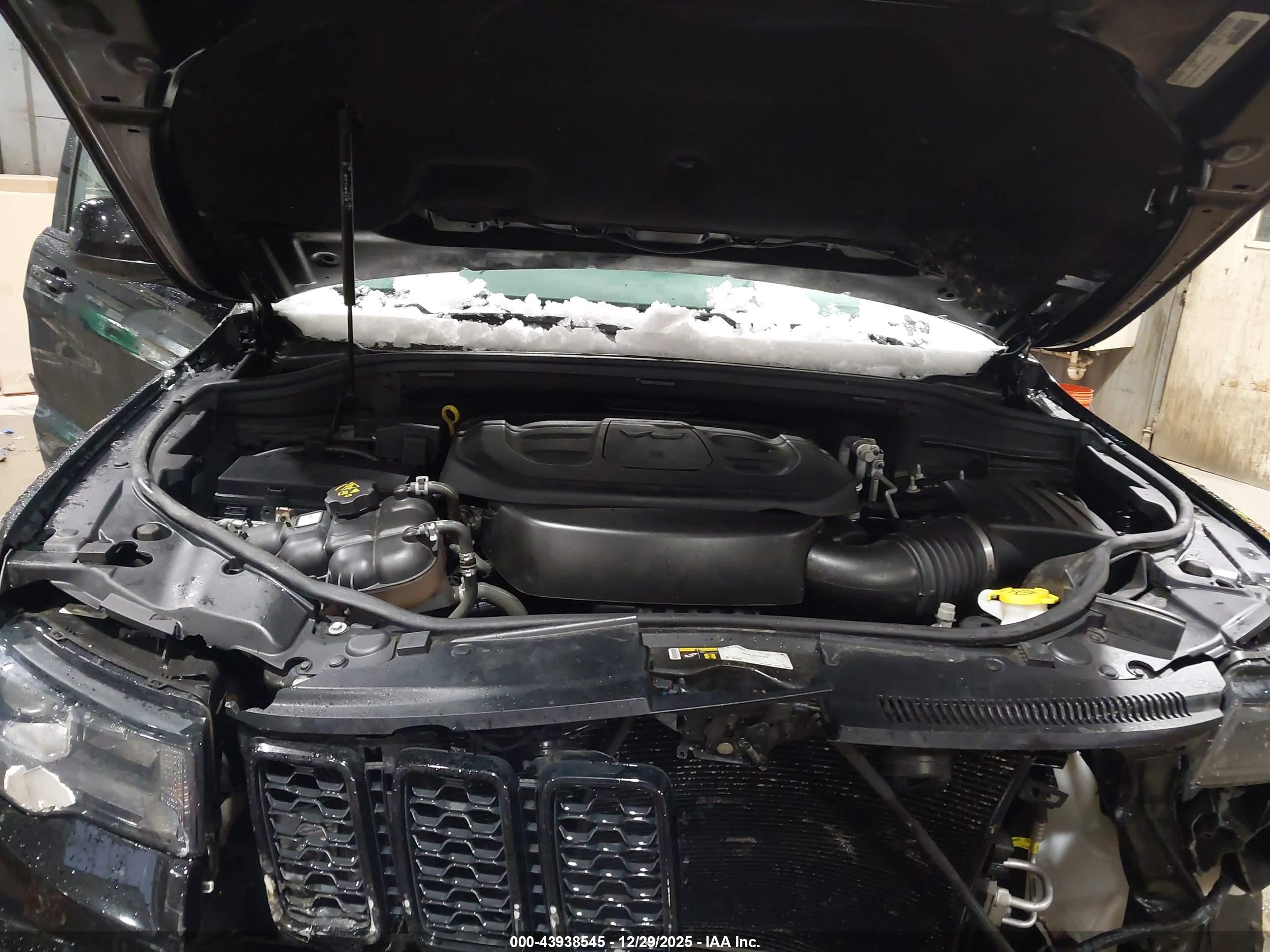 JEEP GRAND image 10