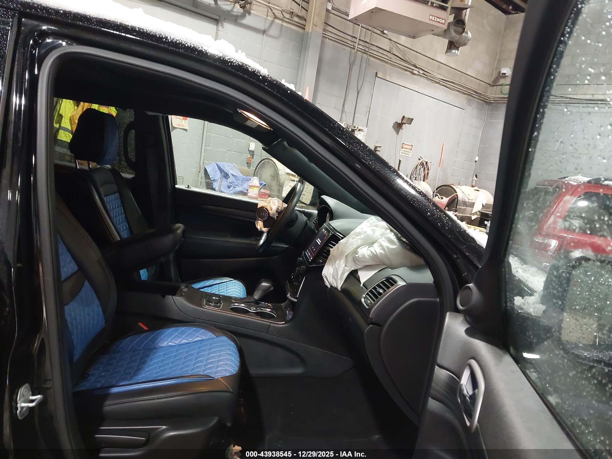 JEEP GRAND image 5
