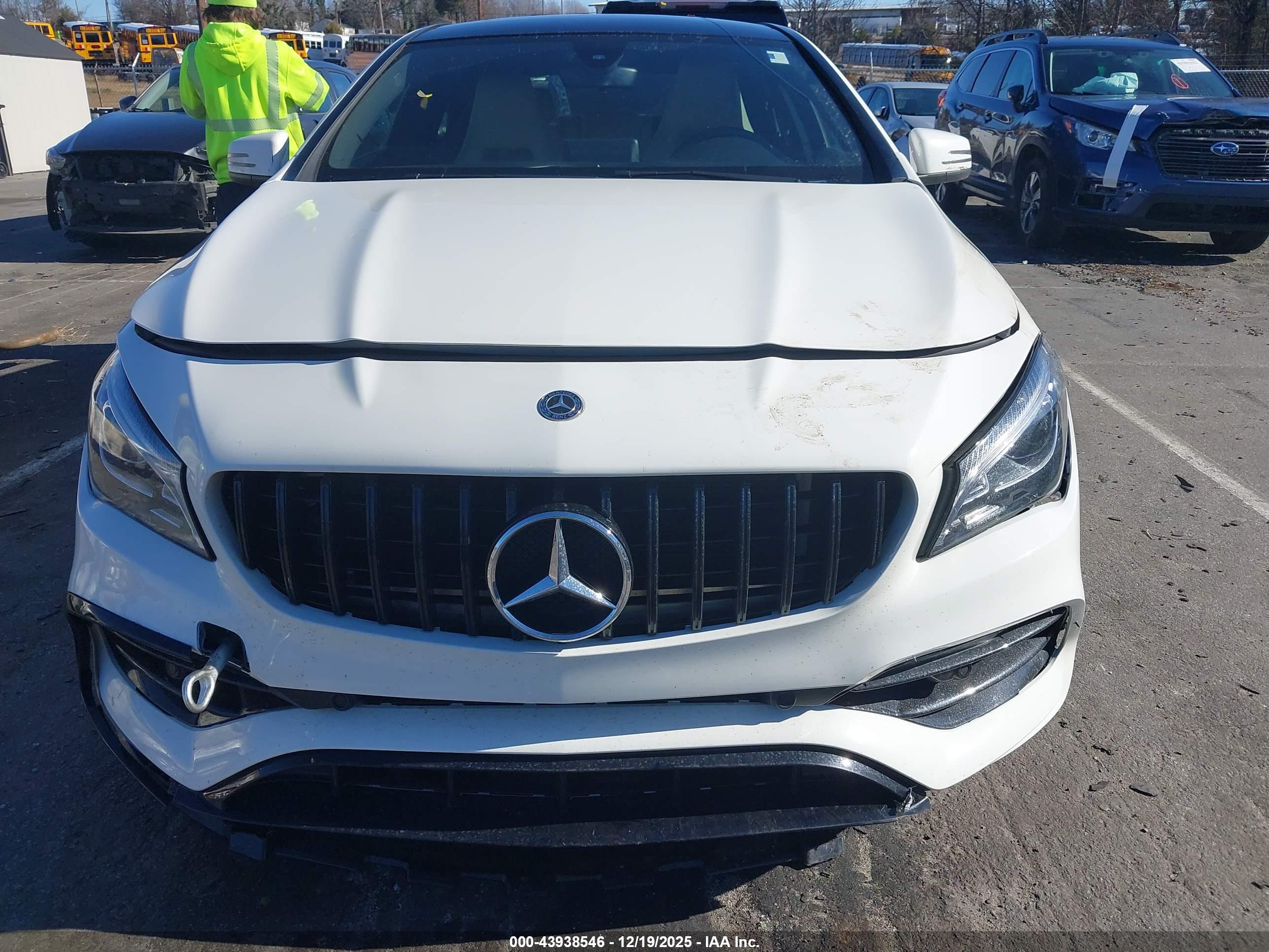 MERCEDES-BENZ CLA image 6