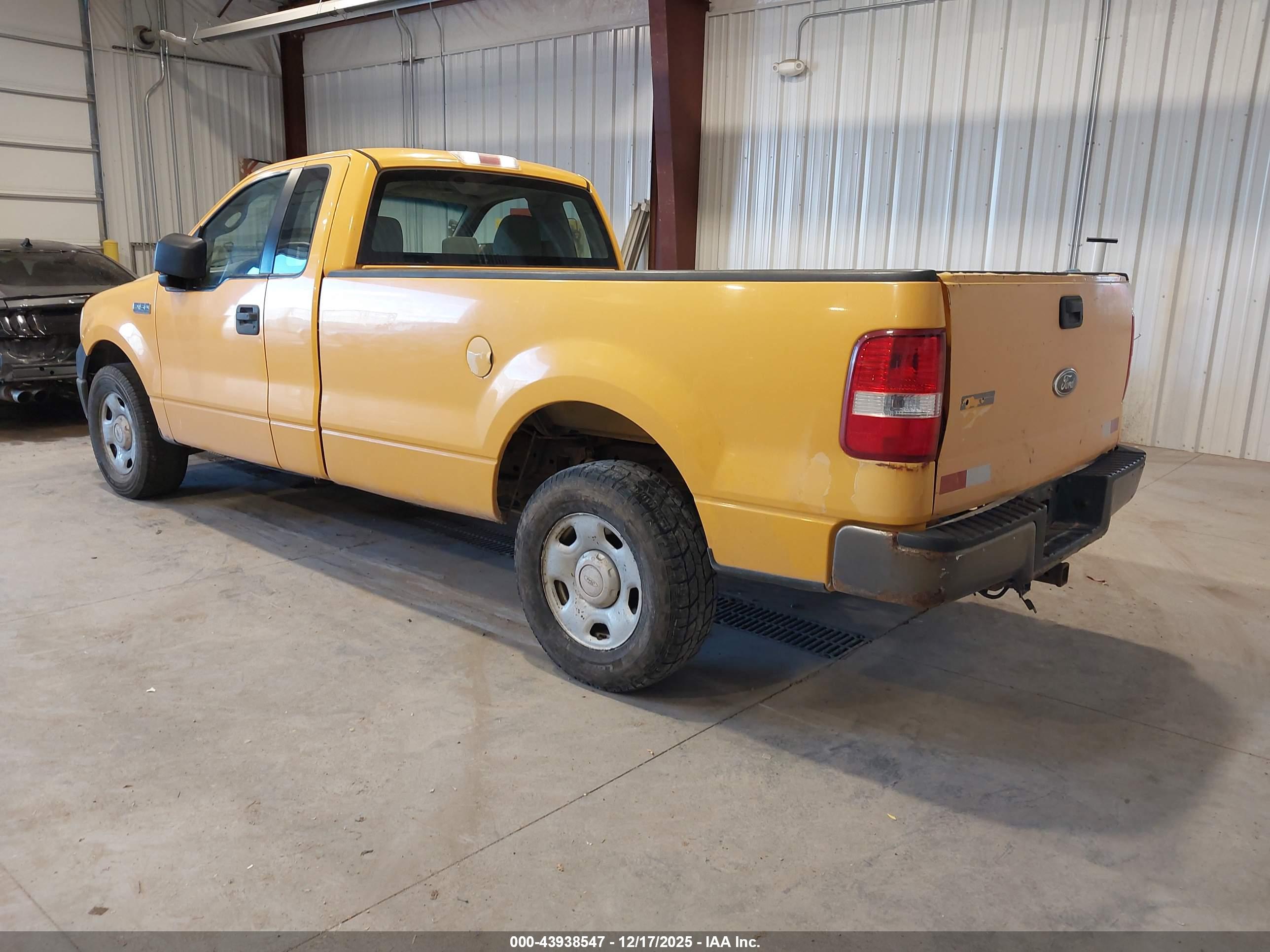 FORD F-150 image 3