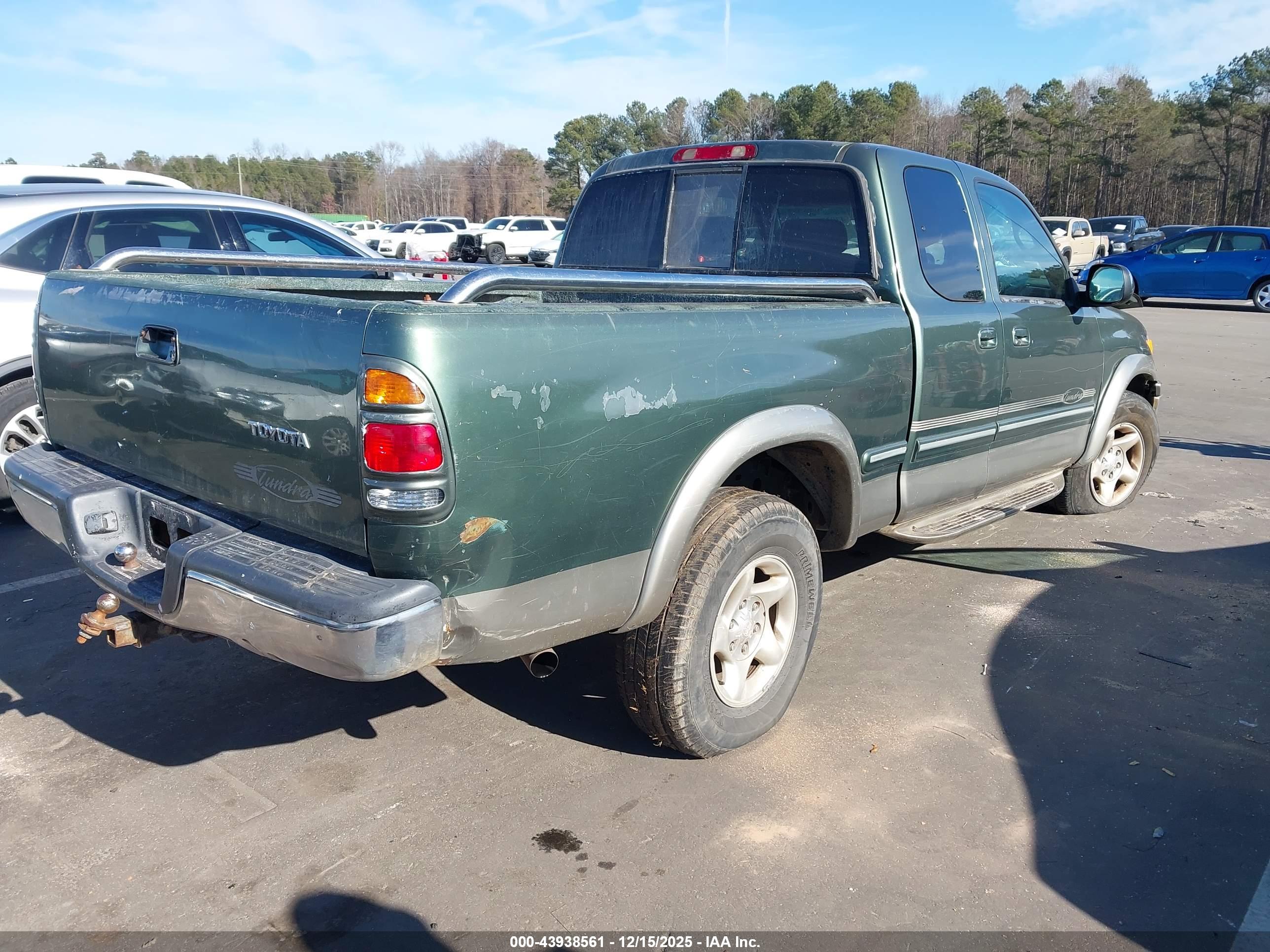 TOYOTA TUNDRA image 4