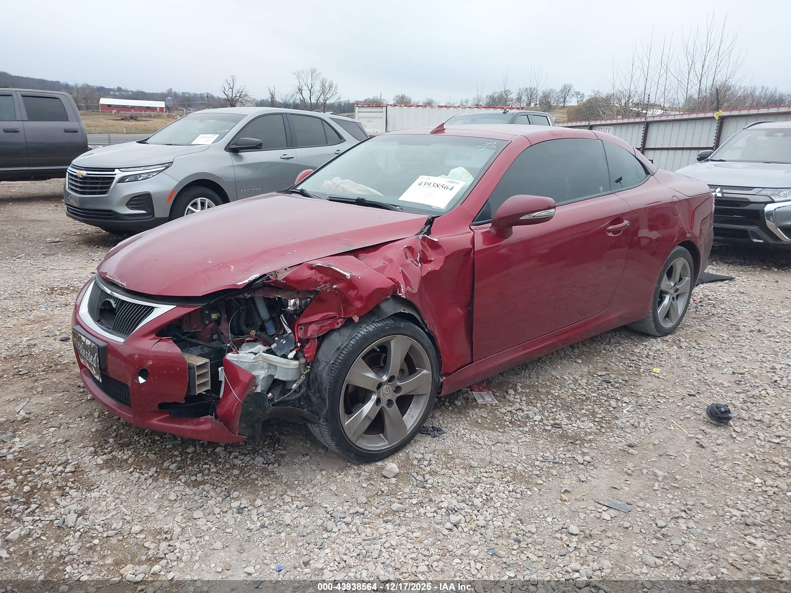 LEXUS IS image 2