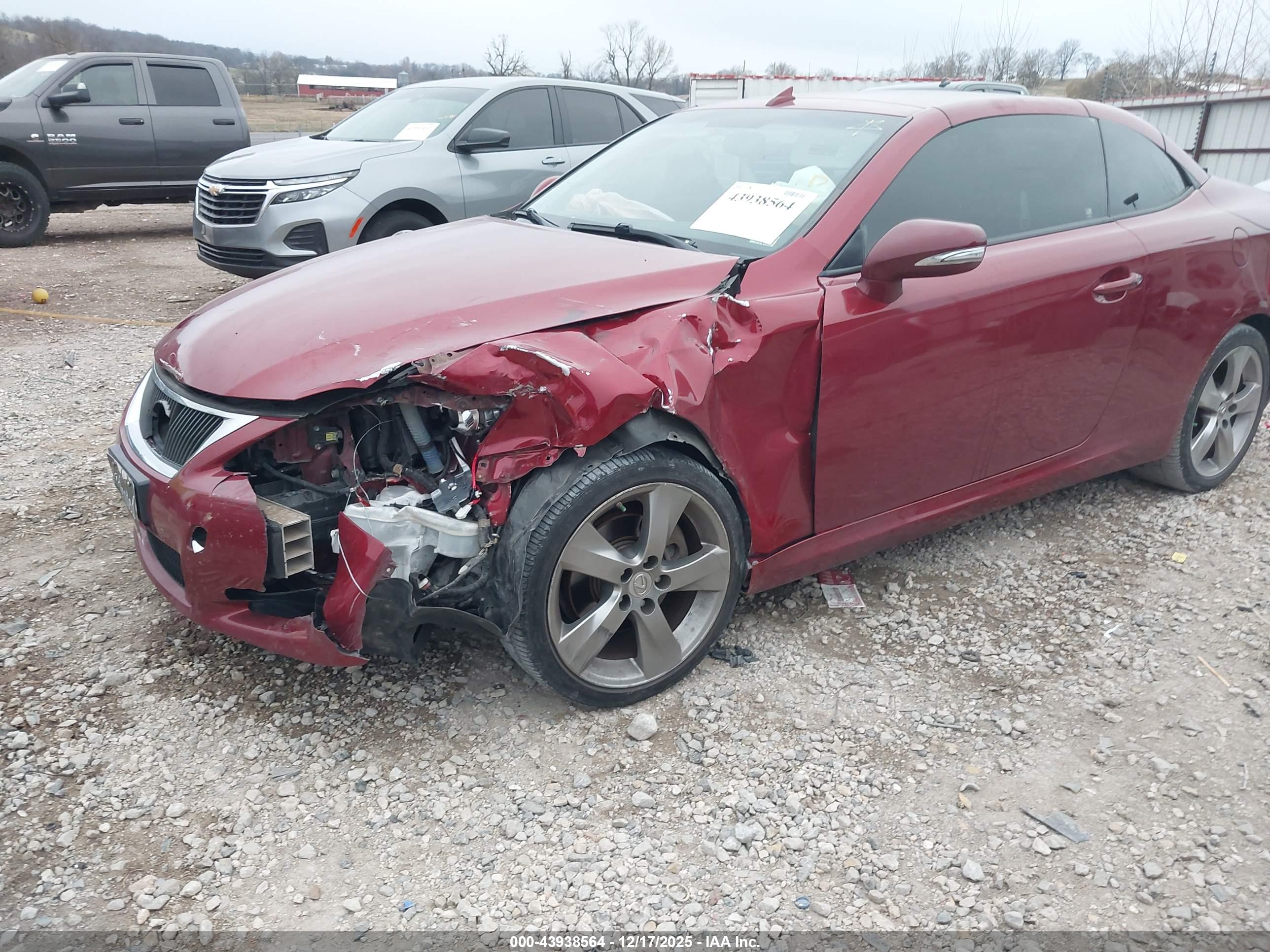 LEXUS IS image 6