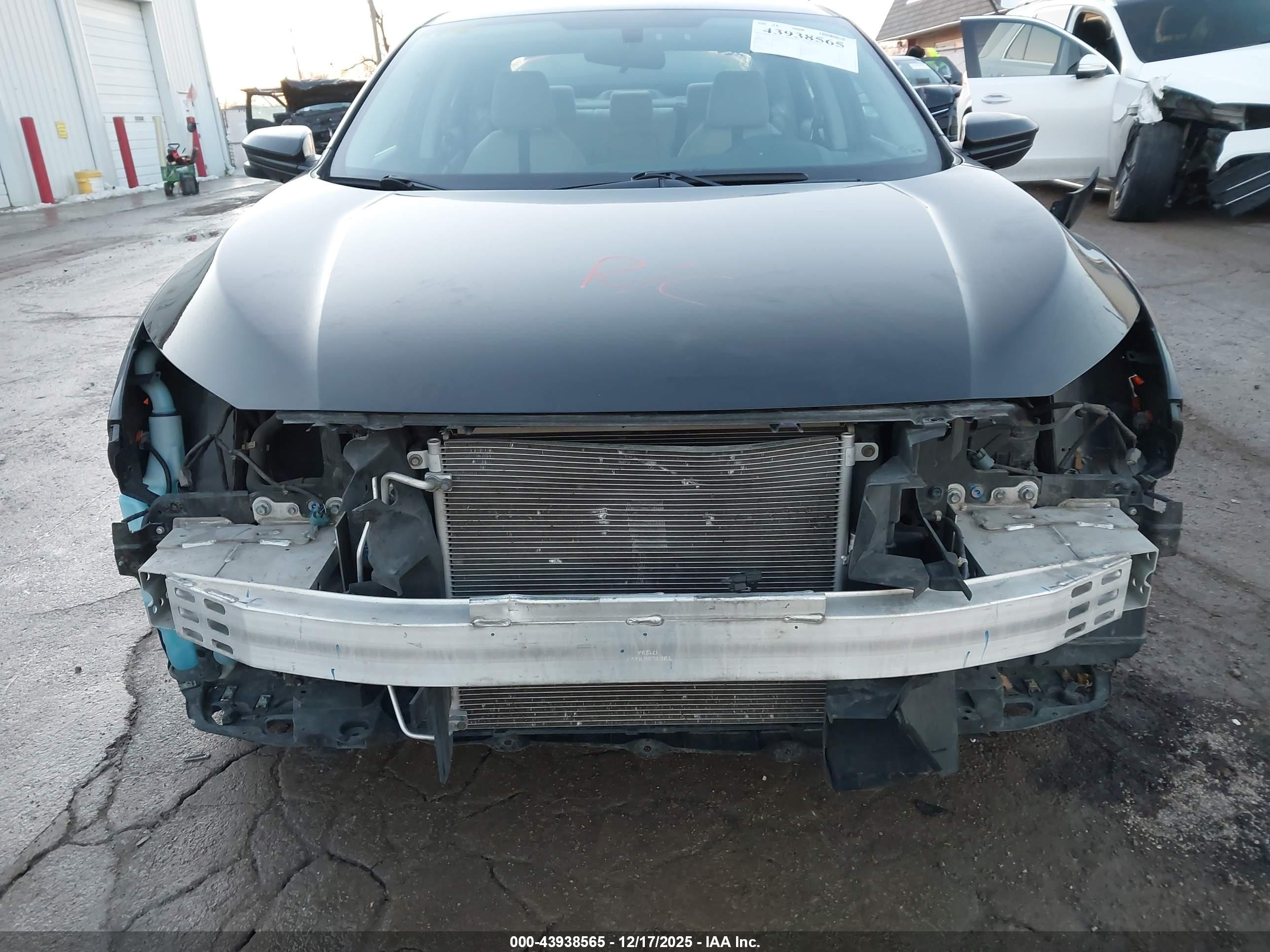 HONDA CIVIC image 6